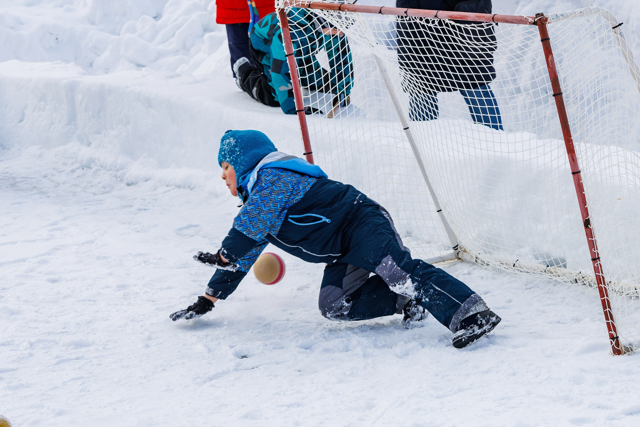 XIII чемпионат  по «ХОККЕЮ В ВАЛЕНКАХ». Свадебный, семейный и репортажный фотограф в Южно-Сахалинске Артур Петросян
