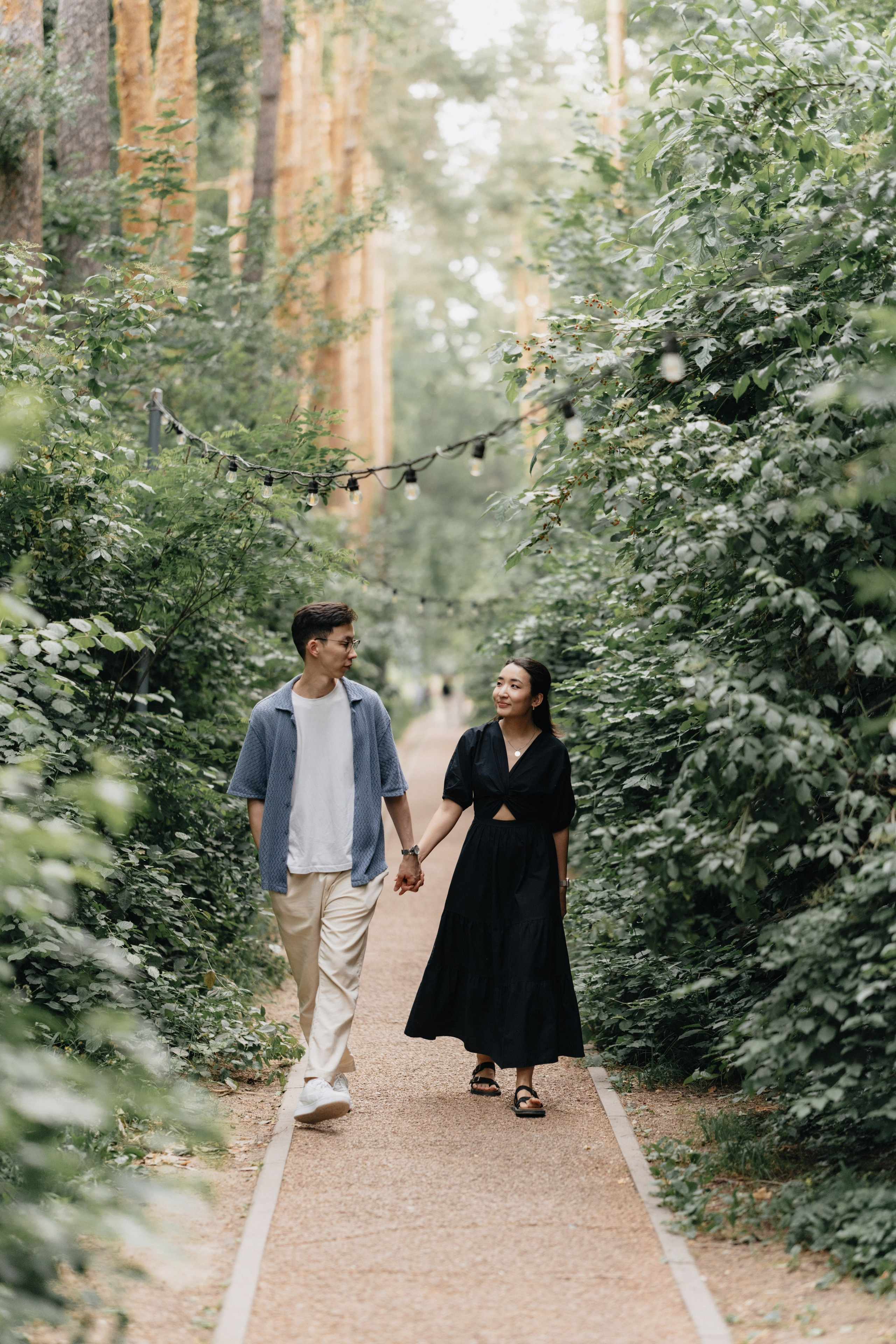 Aziz & Dana. Galam media