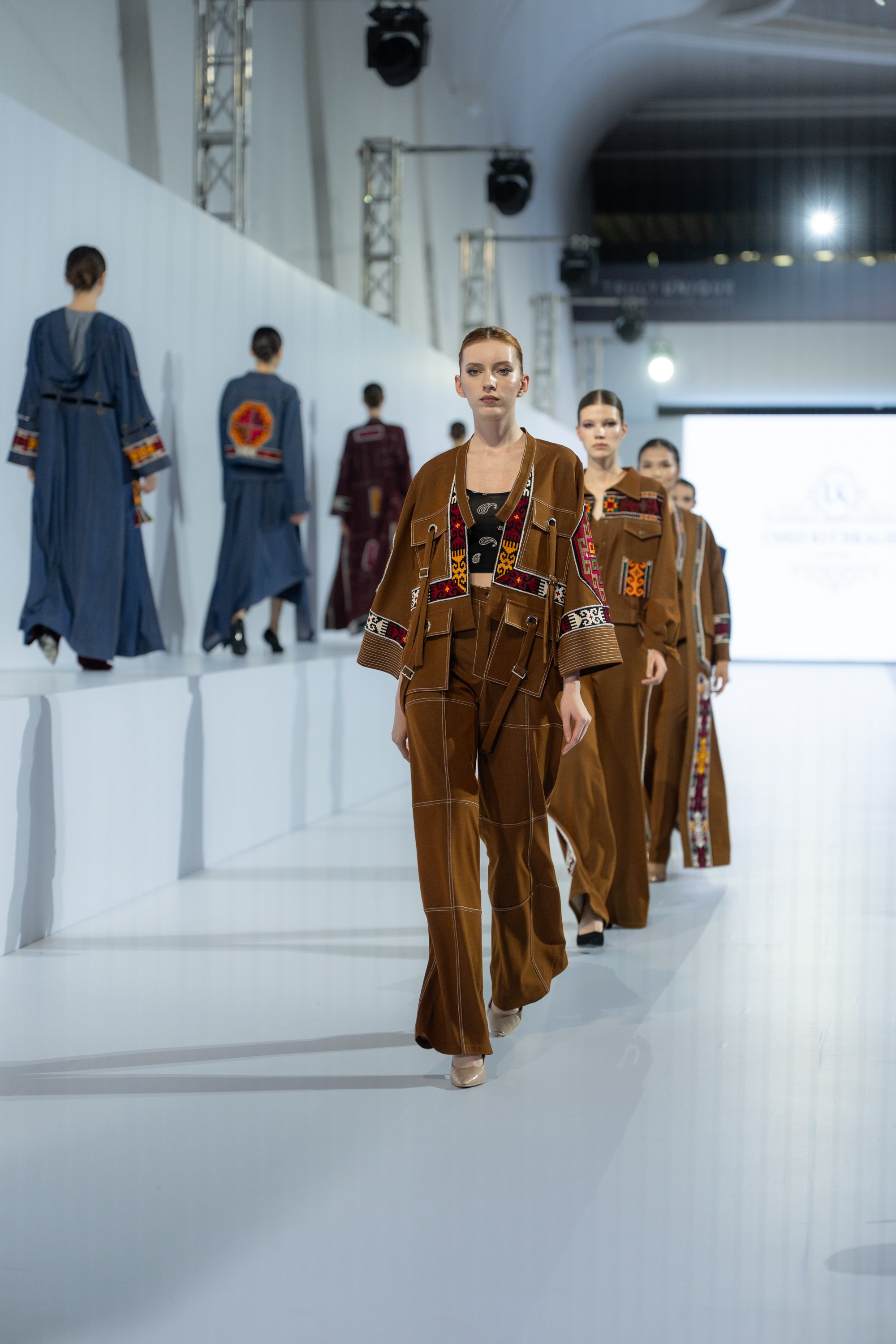 Umed Kuchkaliev. Сайт Алматинского НЮ АРТ, будуар и фэшн фотографа Дениса Карпенко