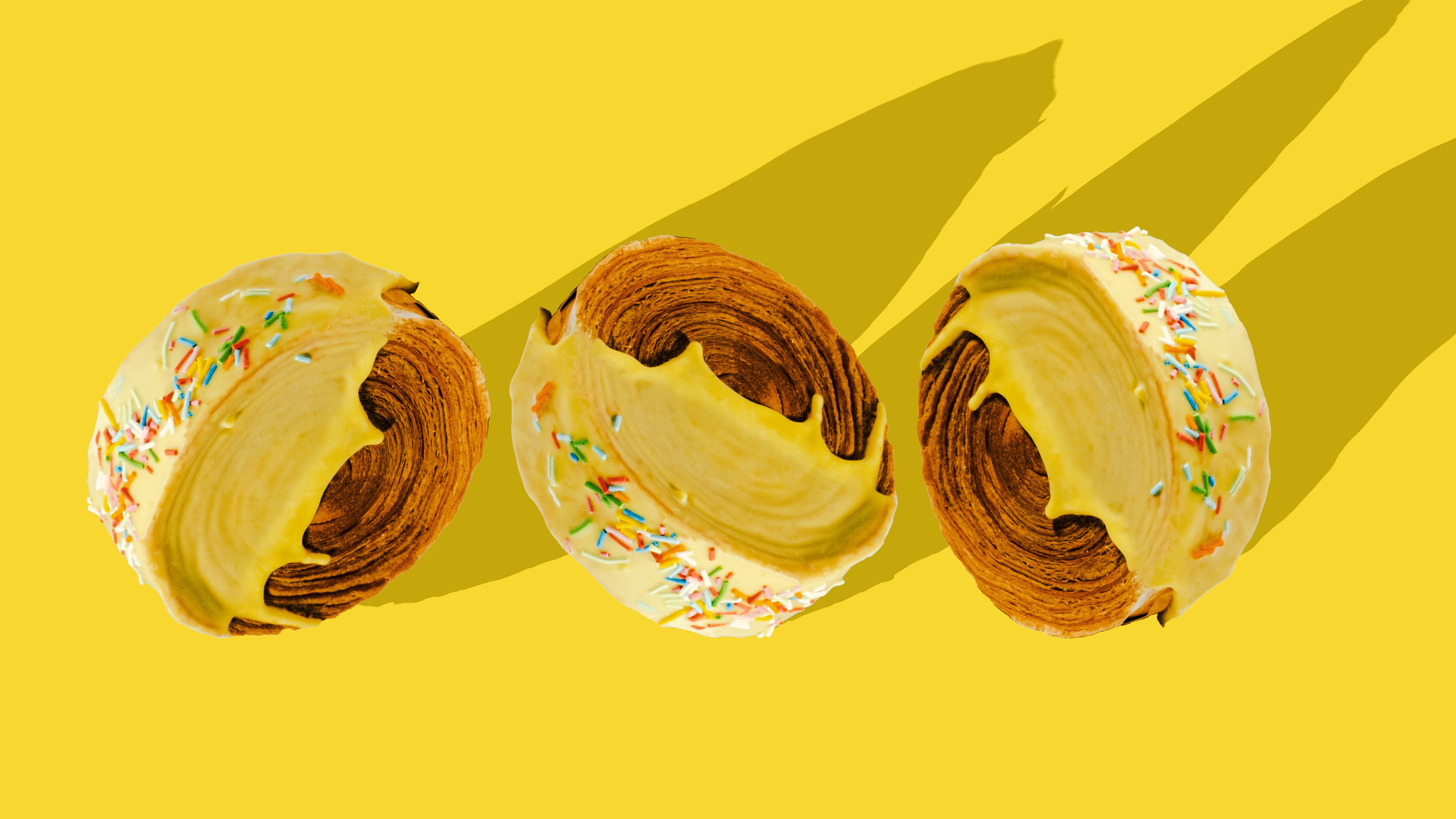 Я  фотограф. Работаю в городе Москва,