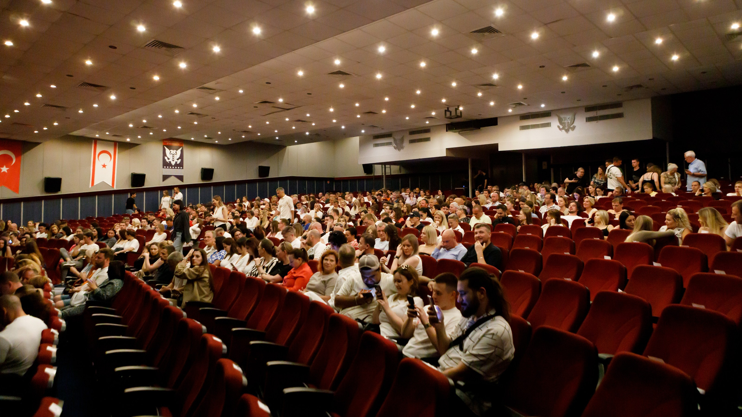 Stand Up. Photographer in Batumi, Georgia Pavel Sharnikov