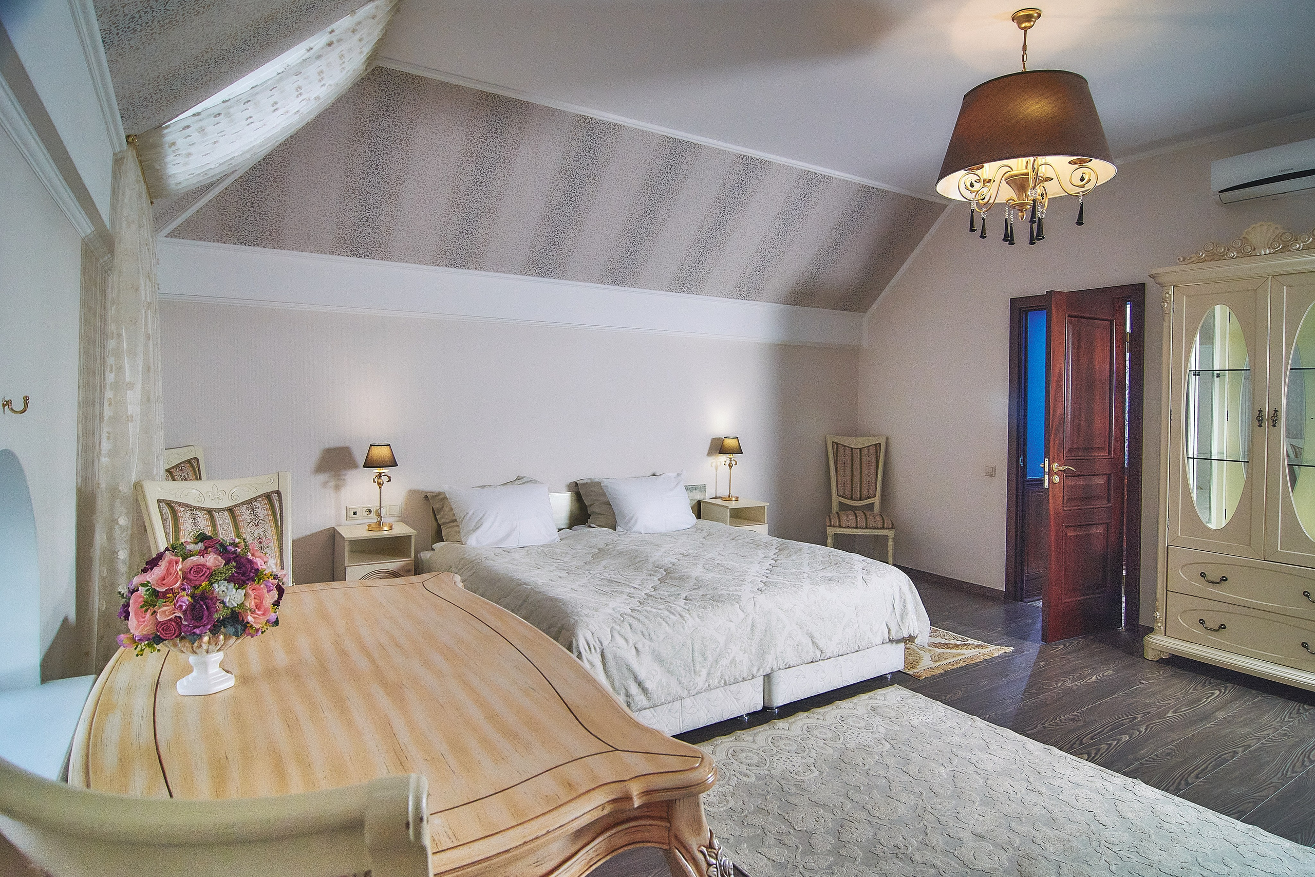 Бутик-отель «ГерМания». Константин Кордонский | Интерьерный и food-фотограф в Кисловодске и КМВ