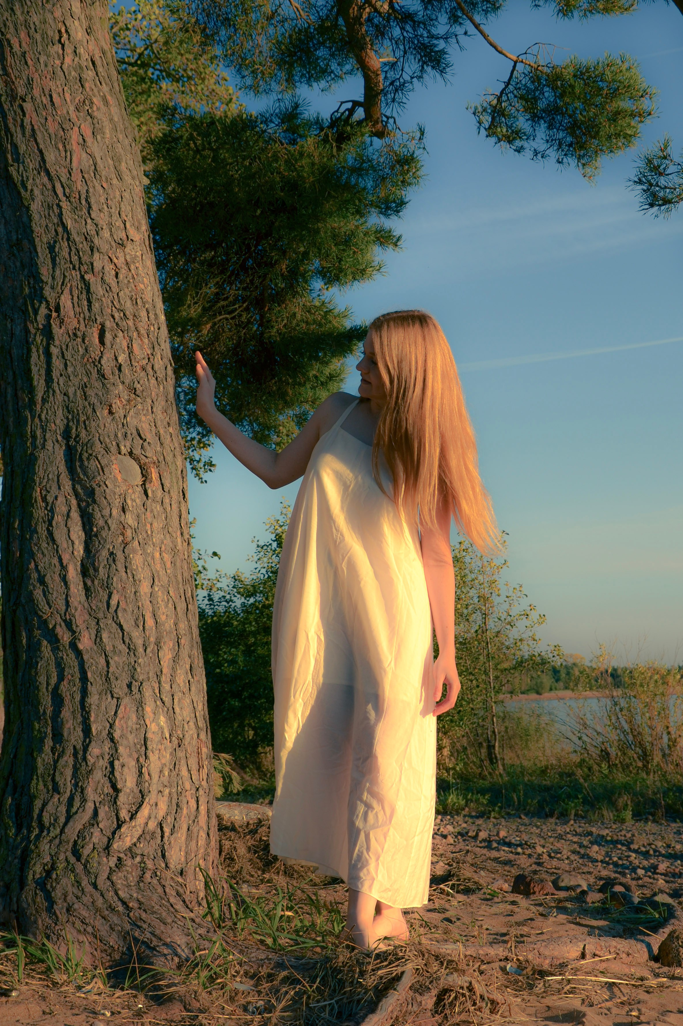 На берегу залива. Фотограф СПб | Лесная фотосессия