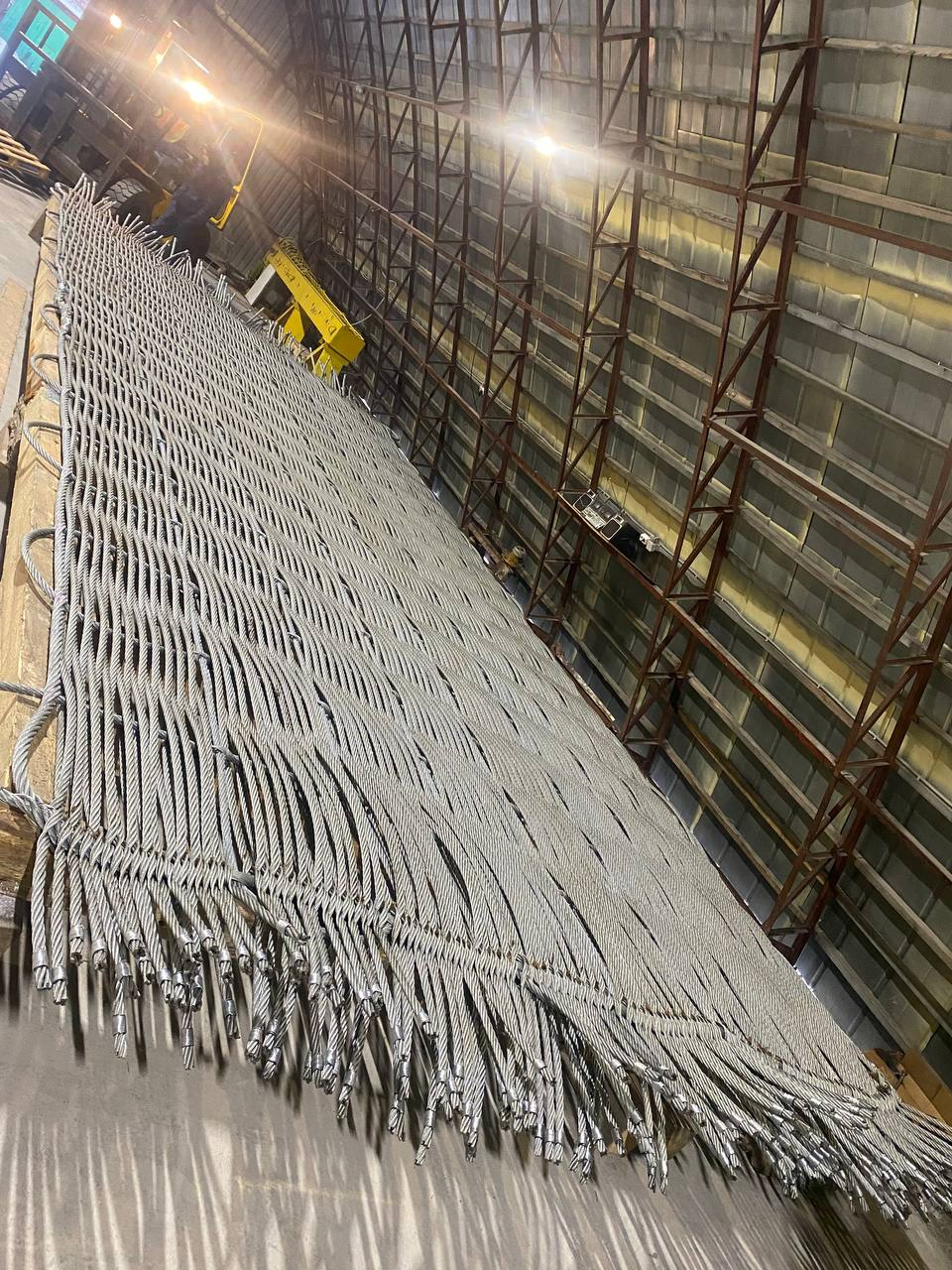 Как перевести продукт из обычного фото в действие. Лада — AI-креатор визуальных образов | AI-фото и видео для брендов