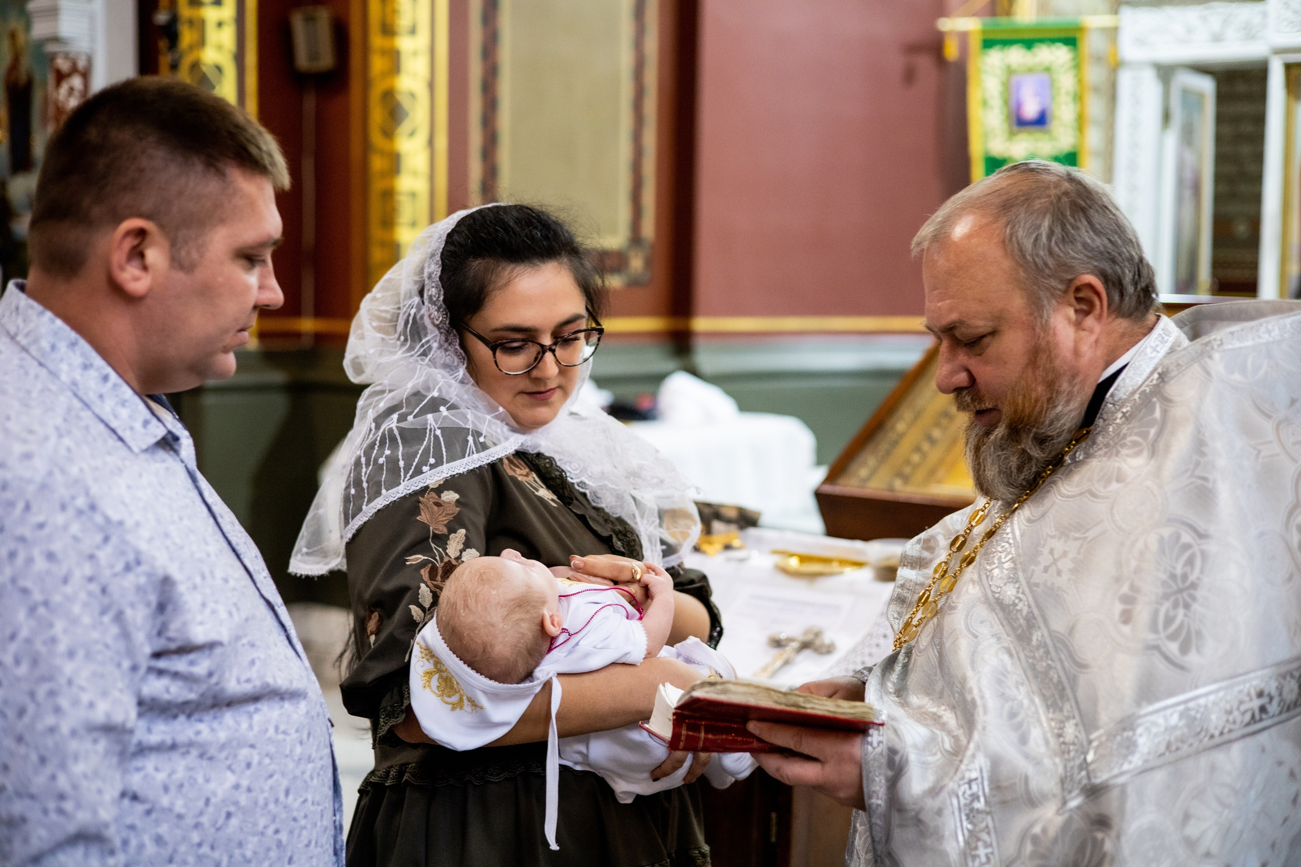 Крещение Алисы. Фотограф Надежда Лукьянова