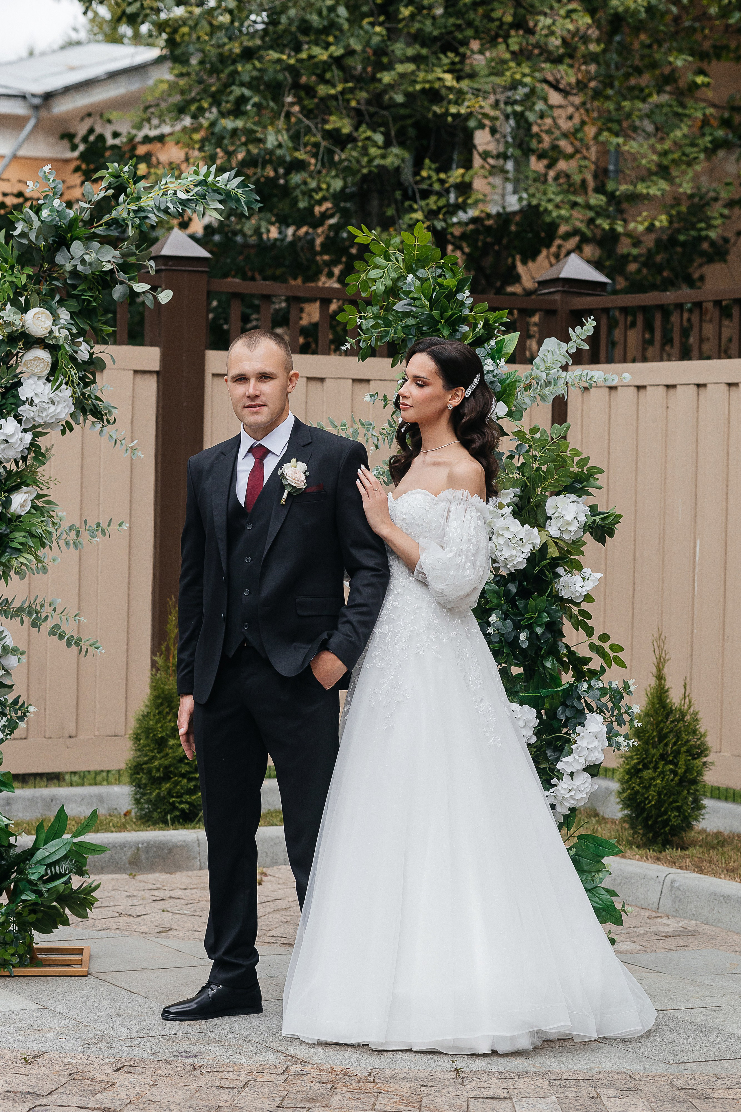 Волшебное утро невесты в номере отеля. Олег Сверчков | Свадебный фотограф Вологда