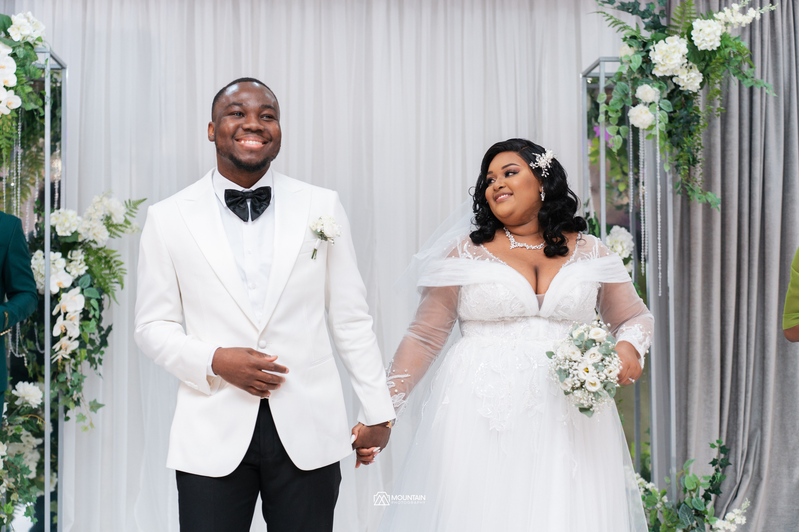 Cletus And Karabo. Я занимаюсь событийной, свадебной, товарной, студийной… фотографией