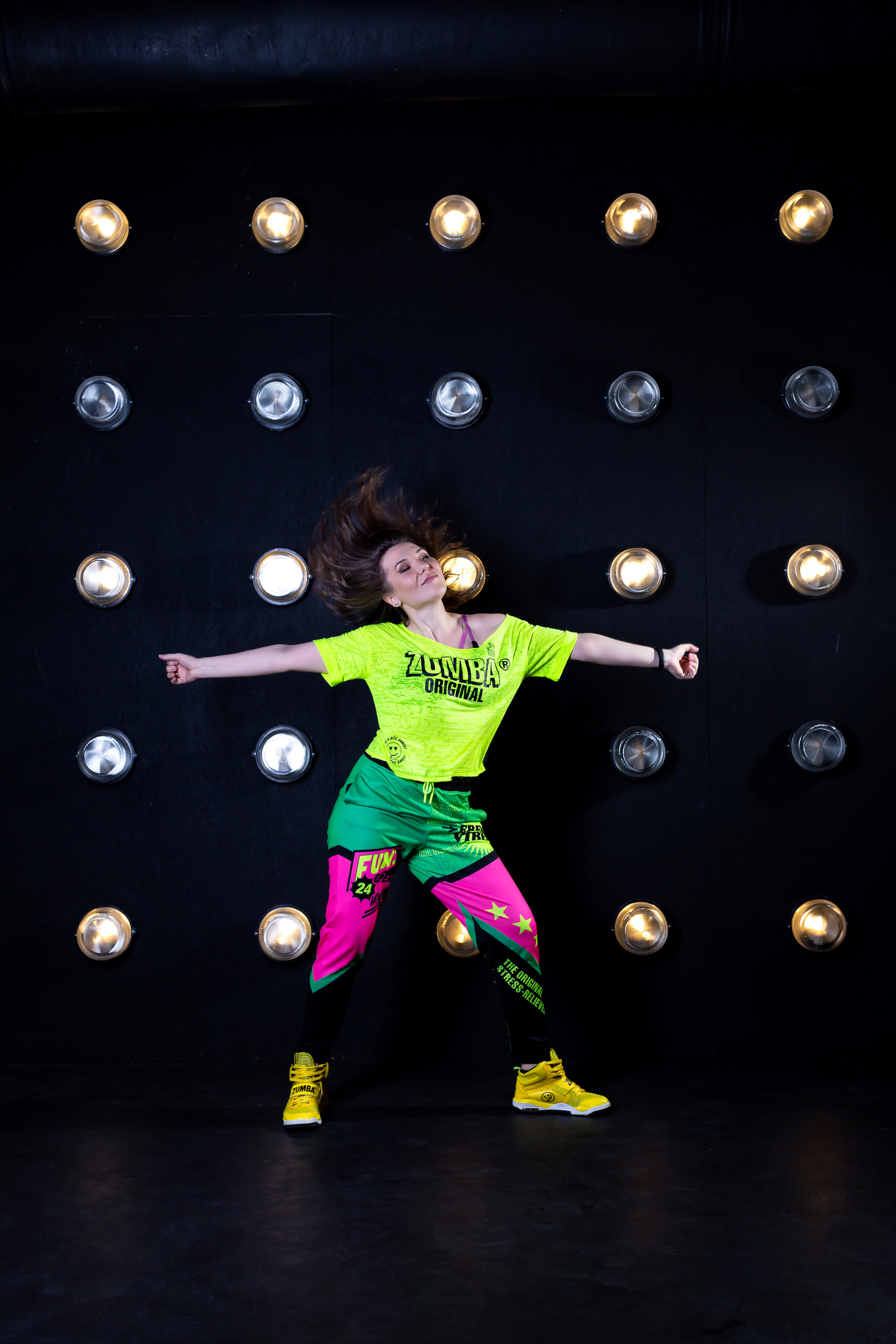 Олеся фотосессия в стиле ZUMBA. Женский фотограф в Оренбурге Ирина Заводчикова