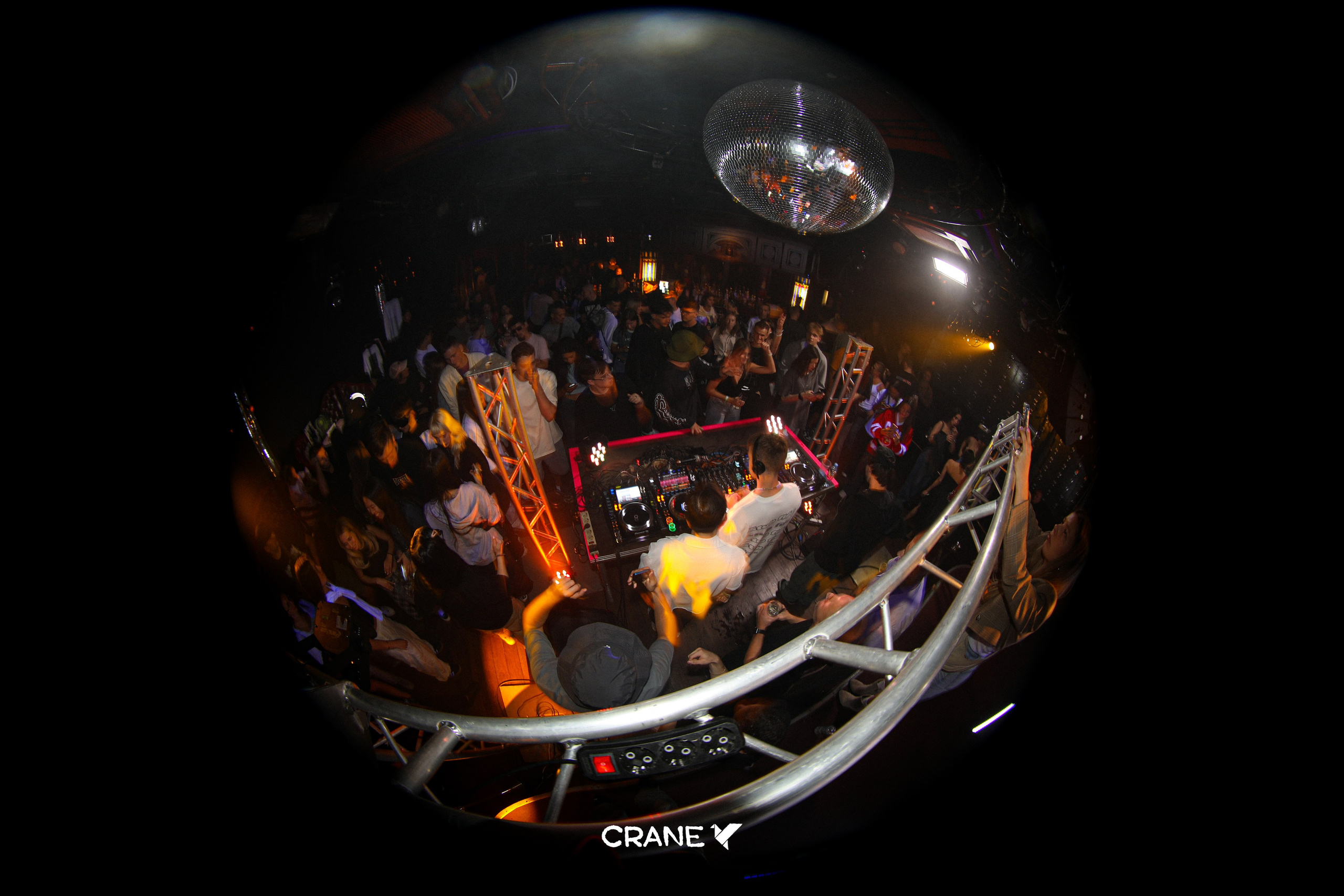 CRANE | GOODBYE SUMMER | 31.08.24