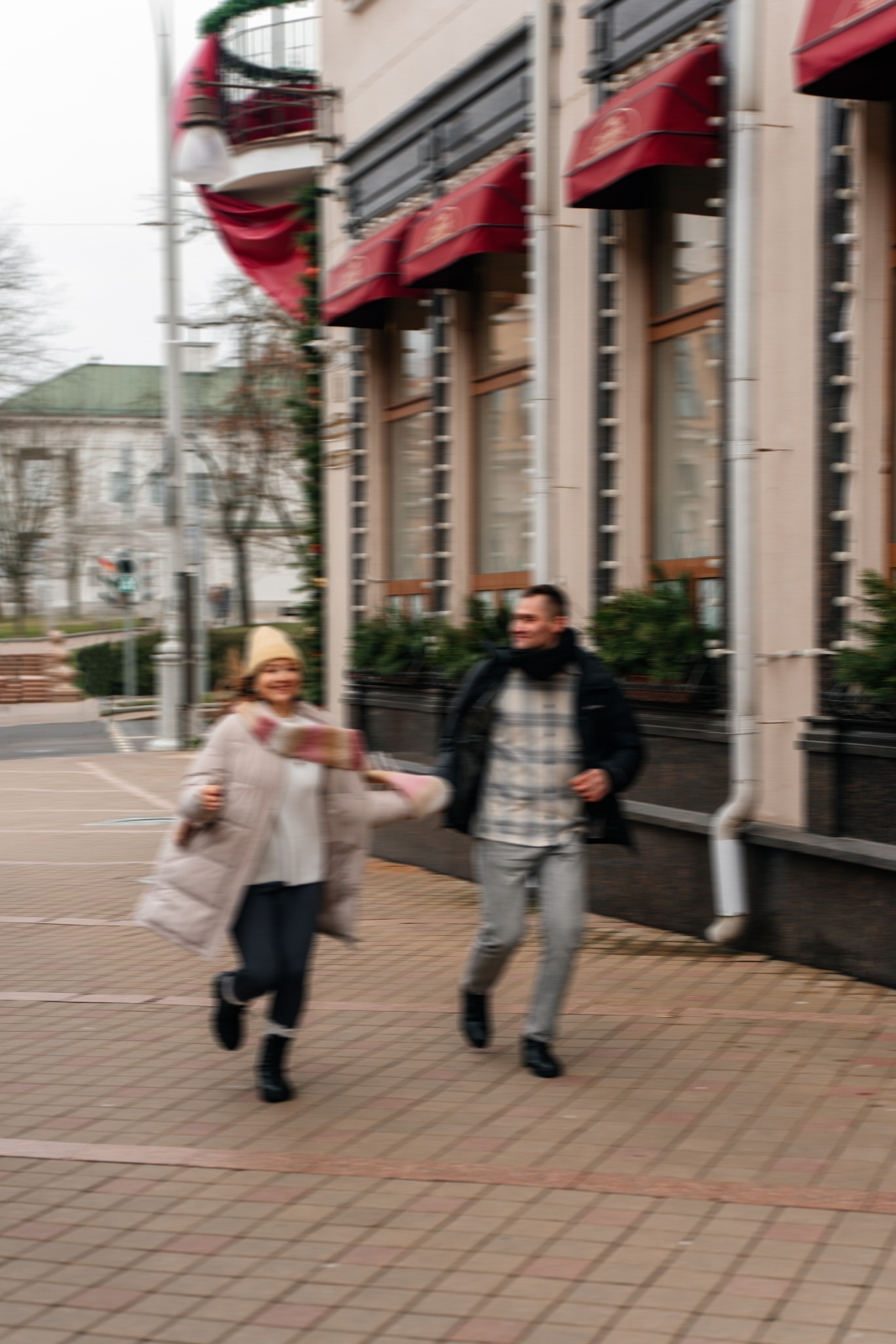 История любви в городе М. Ваш семейный фотограф в Минске — Вика Трегубова