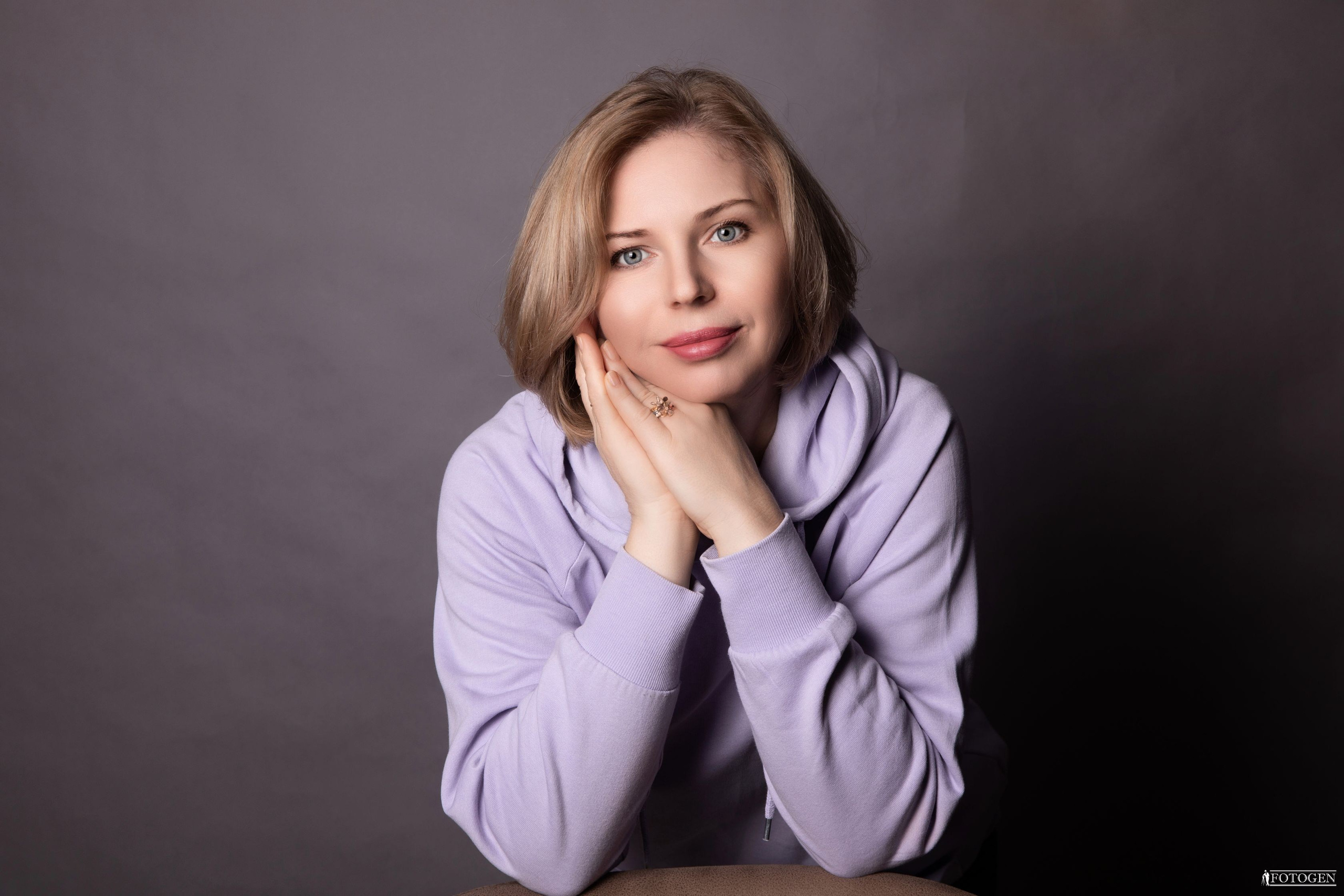 Классика и грация: Фотосессии в студии Fotogen. Интерьерная фотостудия FOTOGEN г. Краснодар