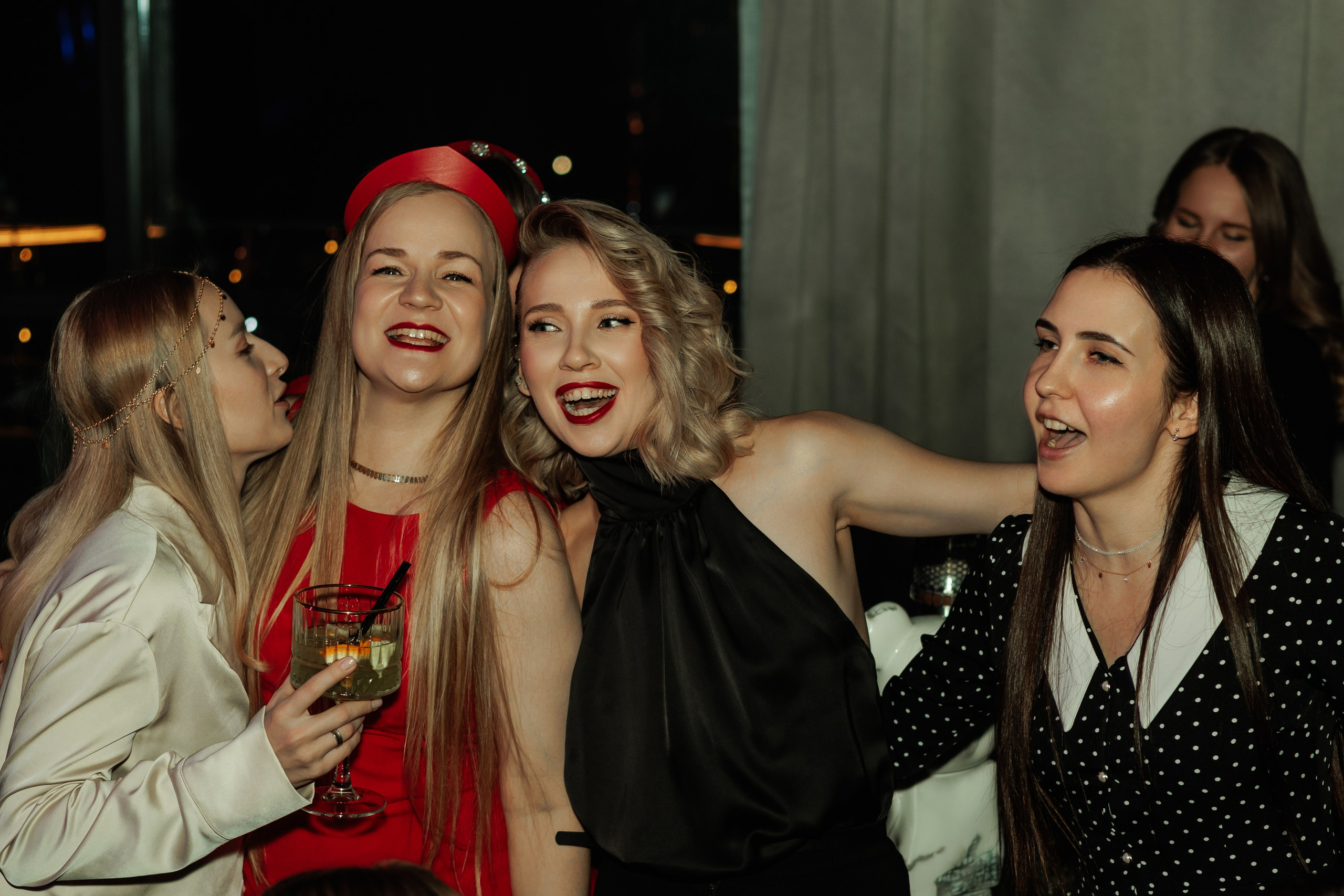 Репортаж Mona. Фотограф Саратов Анастасия