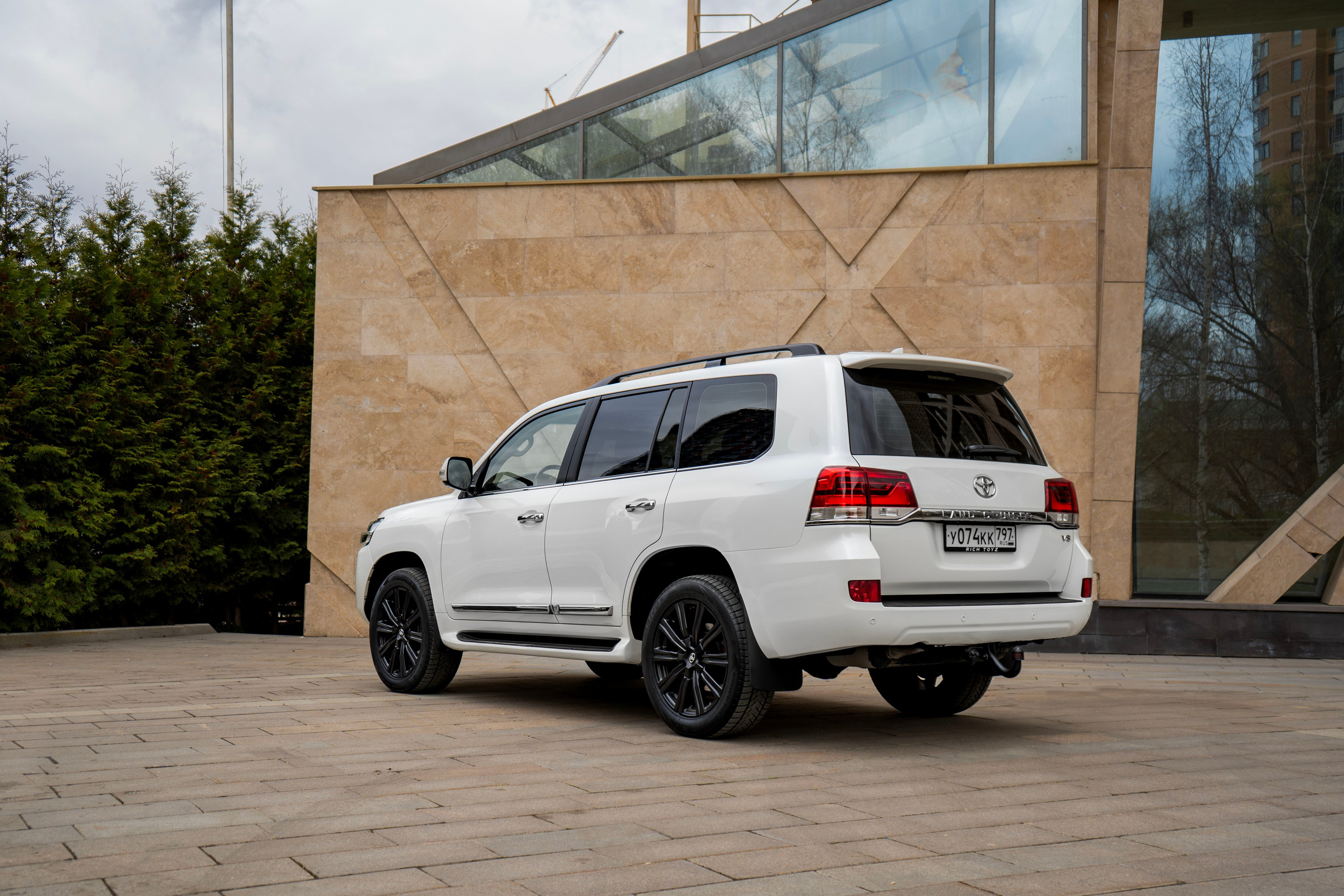 Toyota Land Cruzer 200