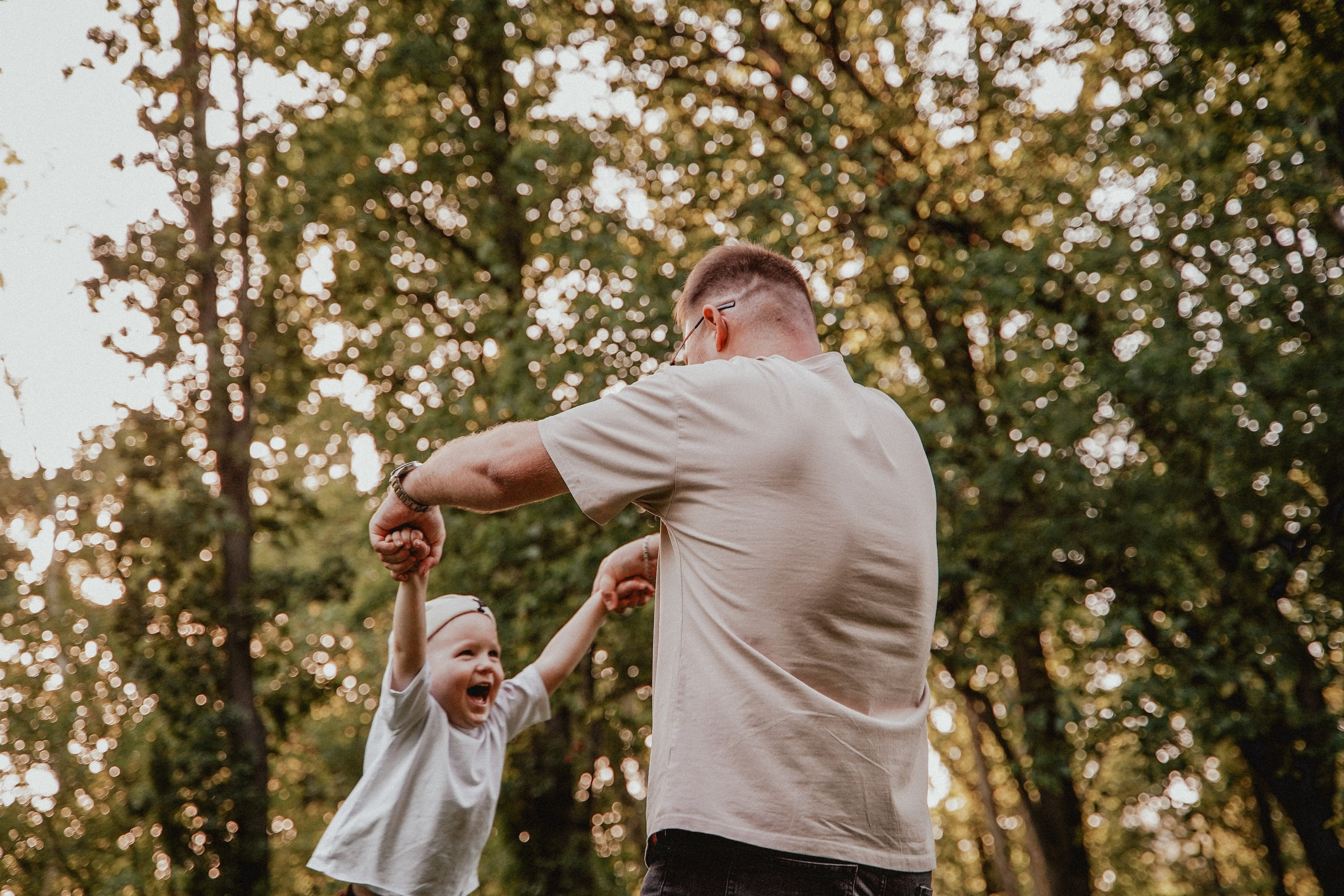 Семейная фотосессия со скейтом и самокатом. Семейный и женский фотограф в Краснодаре Анастасия Приймак