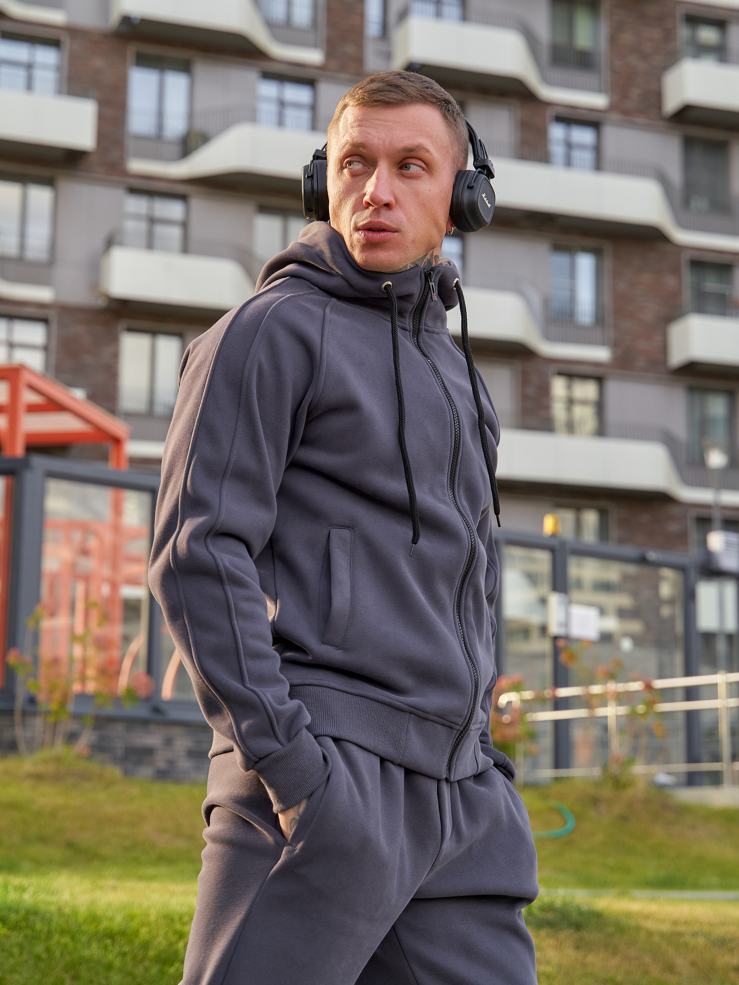 Marketplace. Универсальный фотограф в Москве Михаил Королёв