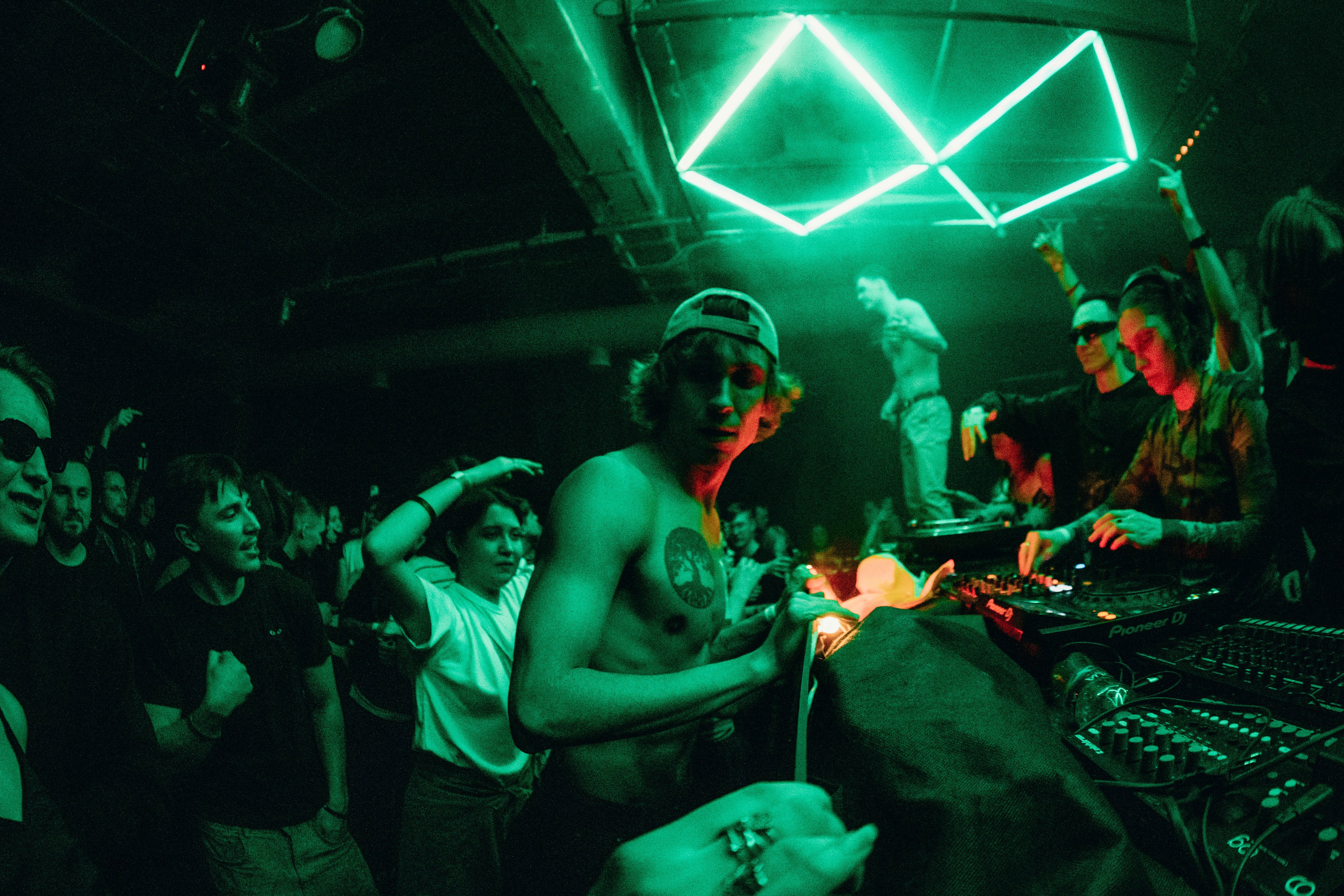 Werk Moves. Главная