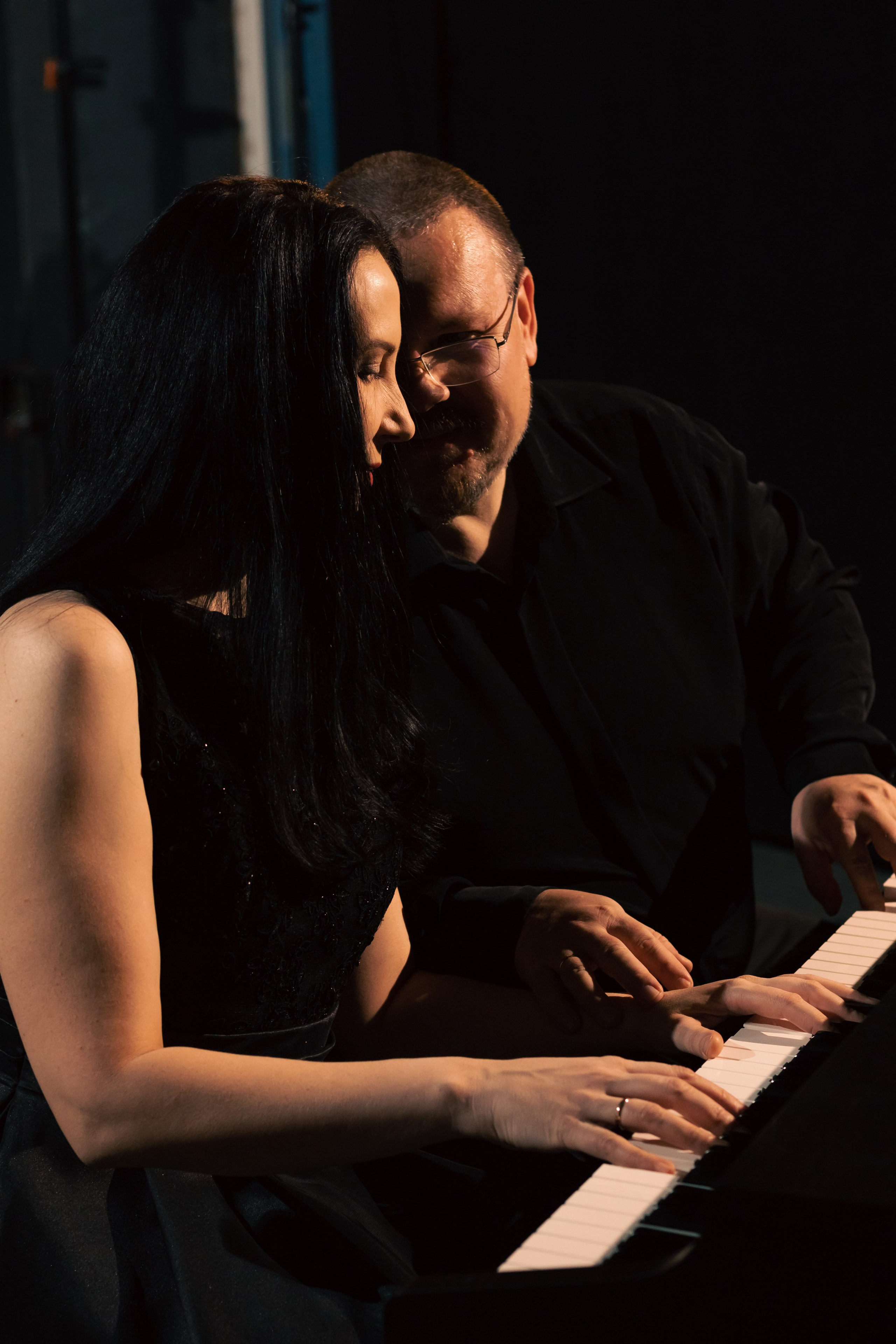 Артисты Тюменской филармонии Станислав и Валентина Хуланховы. Фотосъемка. Фотограф в Тюмени Даша Михнова. Портреты, фотопроекты, фотодни