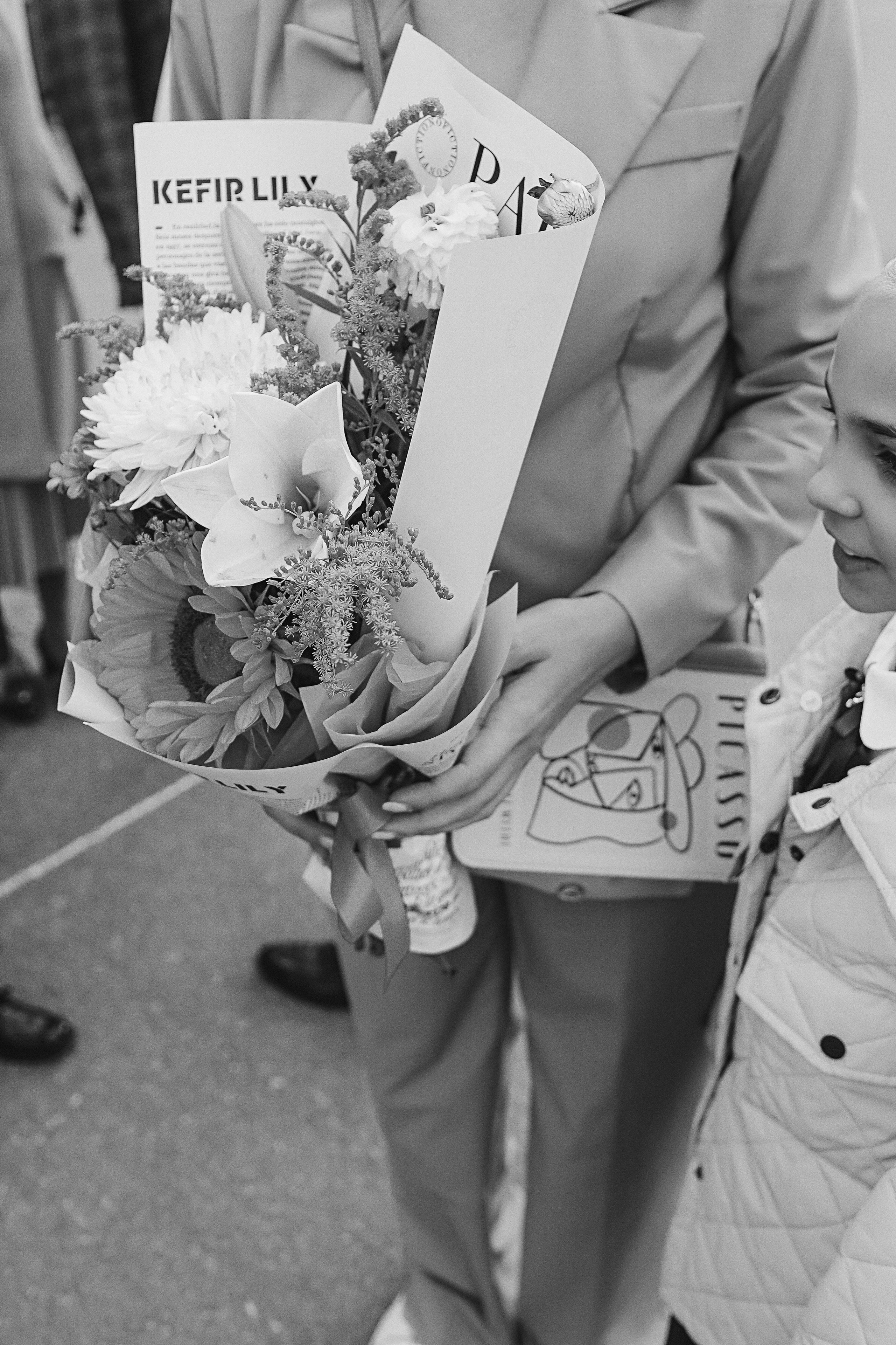 1 сентября линейка+кл час+портреты. Семейный фотограф Тюмень, фотограф на роды Салмина Мария