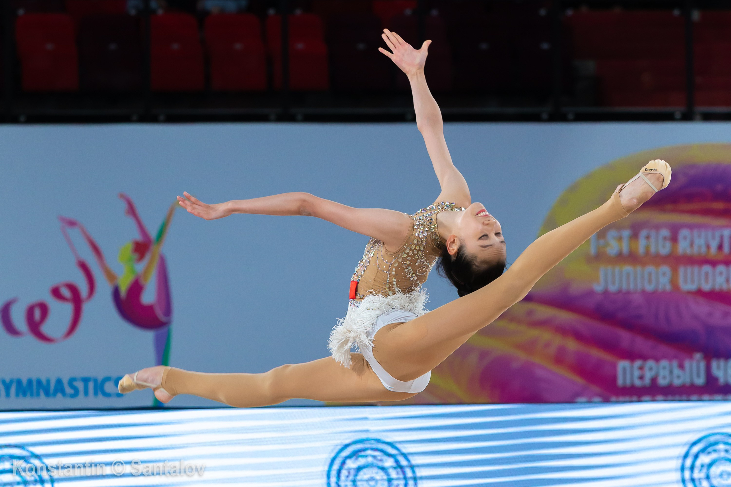 I Чемпионат мира среди юниорок, 2019, Москва. GYM-PHOTO. Спорт в кадре