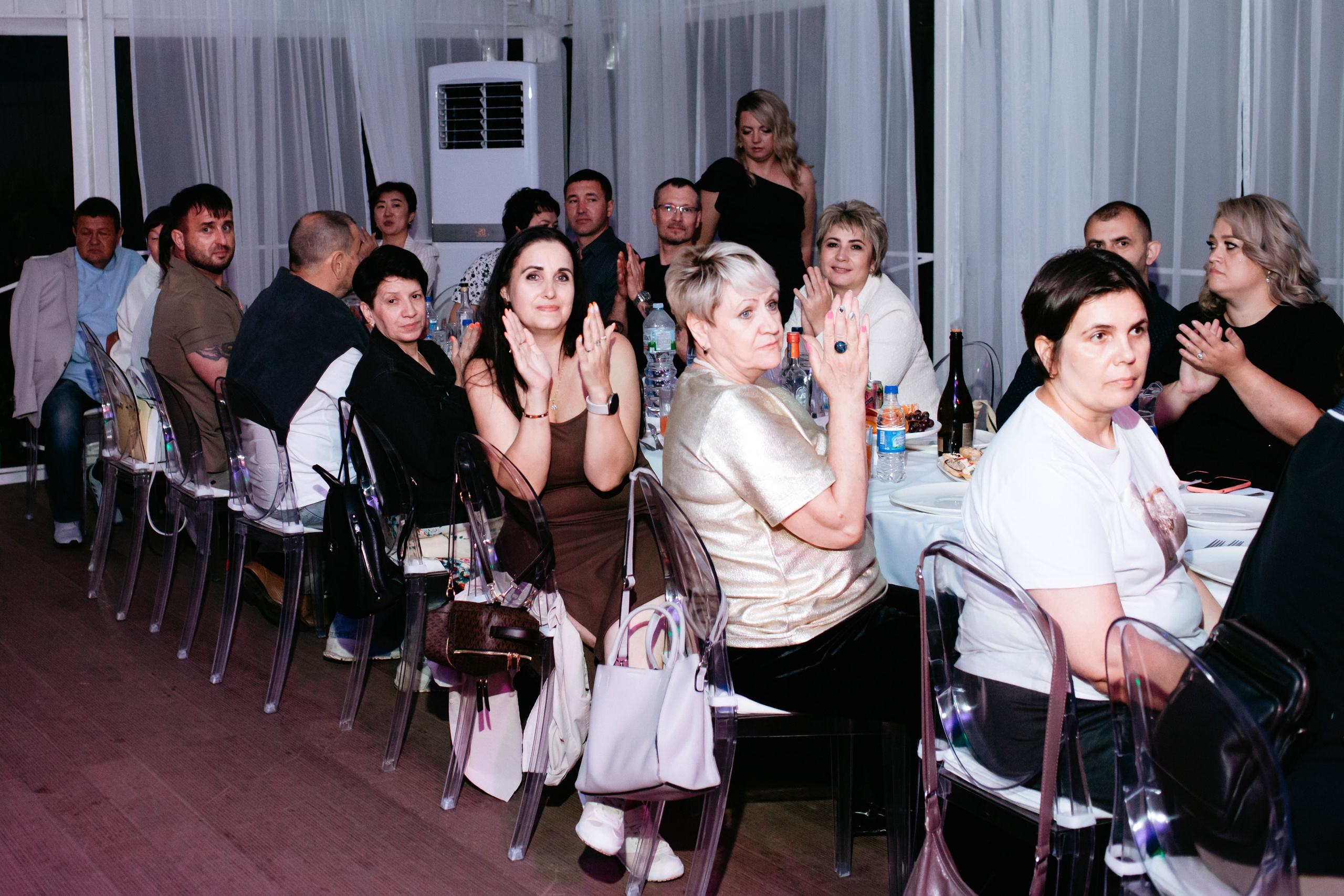 Выпускной 2025 (41 школа) 11 класс. Фотограф в Челябинске Ополихина Анна