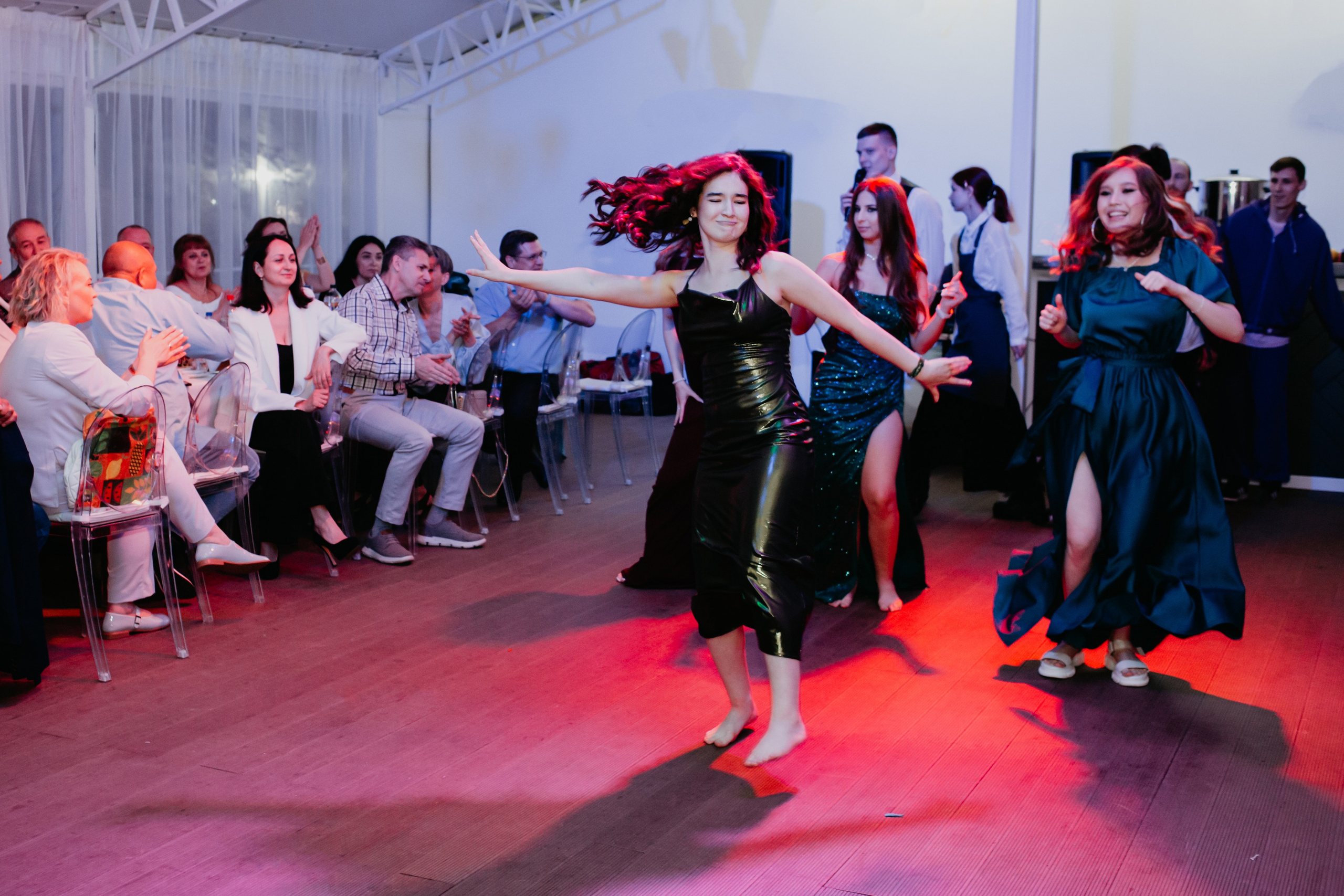 Выпускной 2025 (41 школа) 11 класс. Фотограф в Челябинске Ополихина Анна