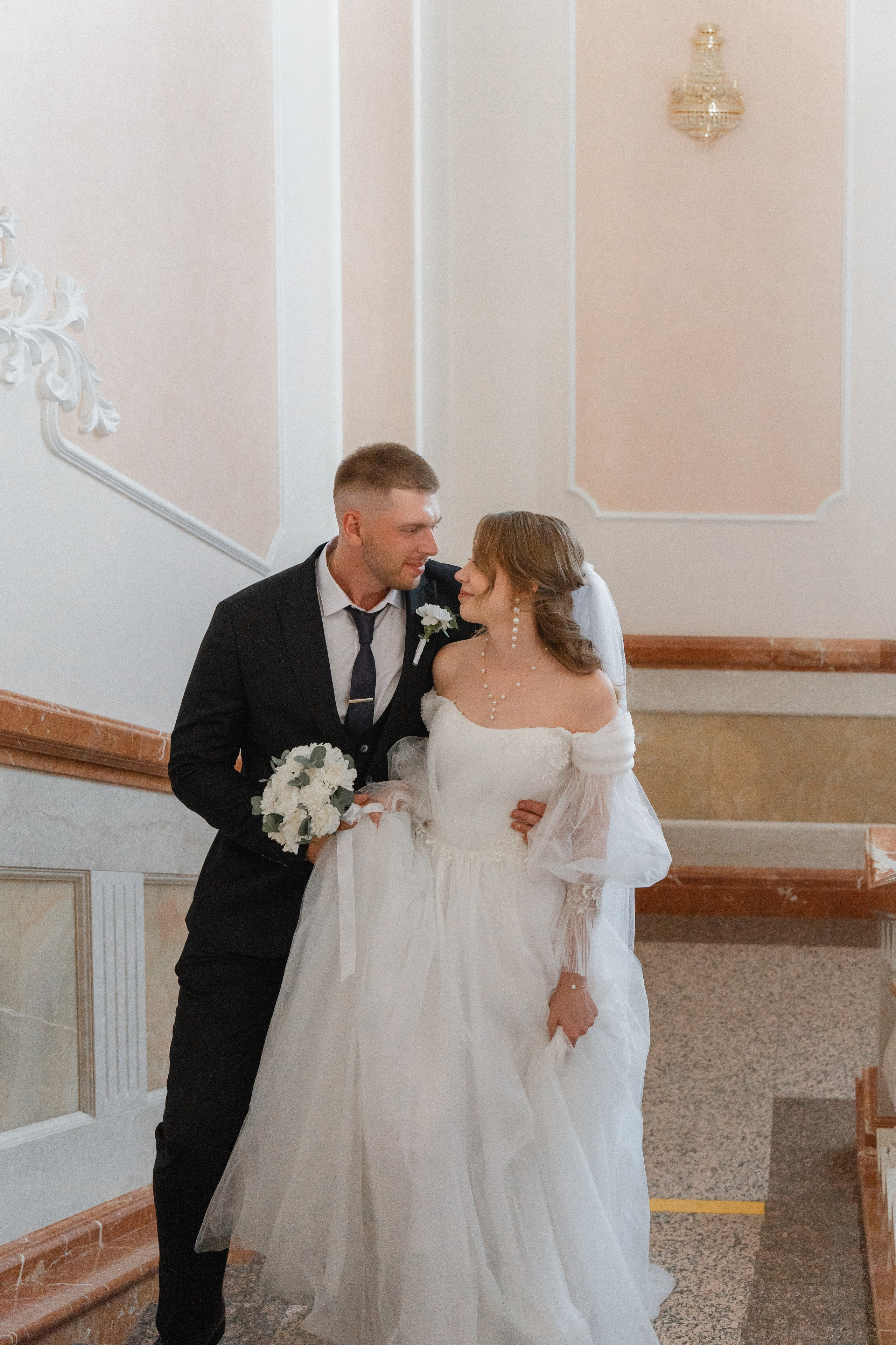 Олег и Татьяна _театр Оперы и балета. Свадебный и семейный фотограф в Самаре Салахова Гулина