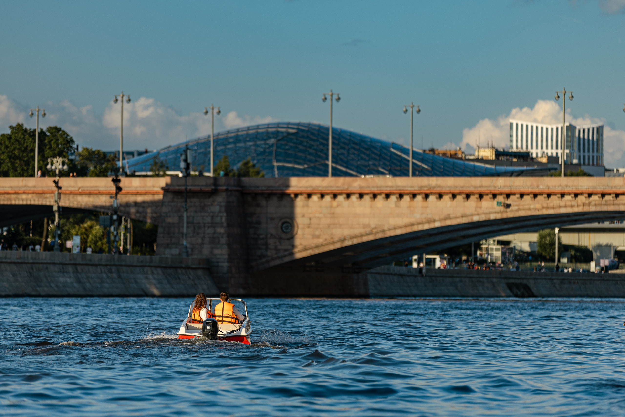 Речная прогулка. Фотограф в Москве портреты | репортажи | спорт