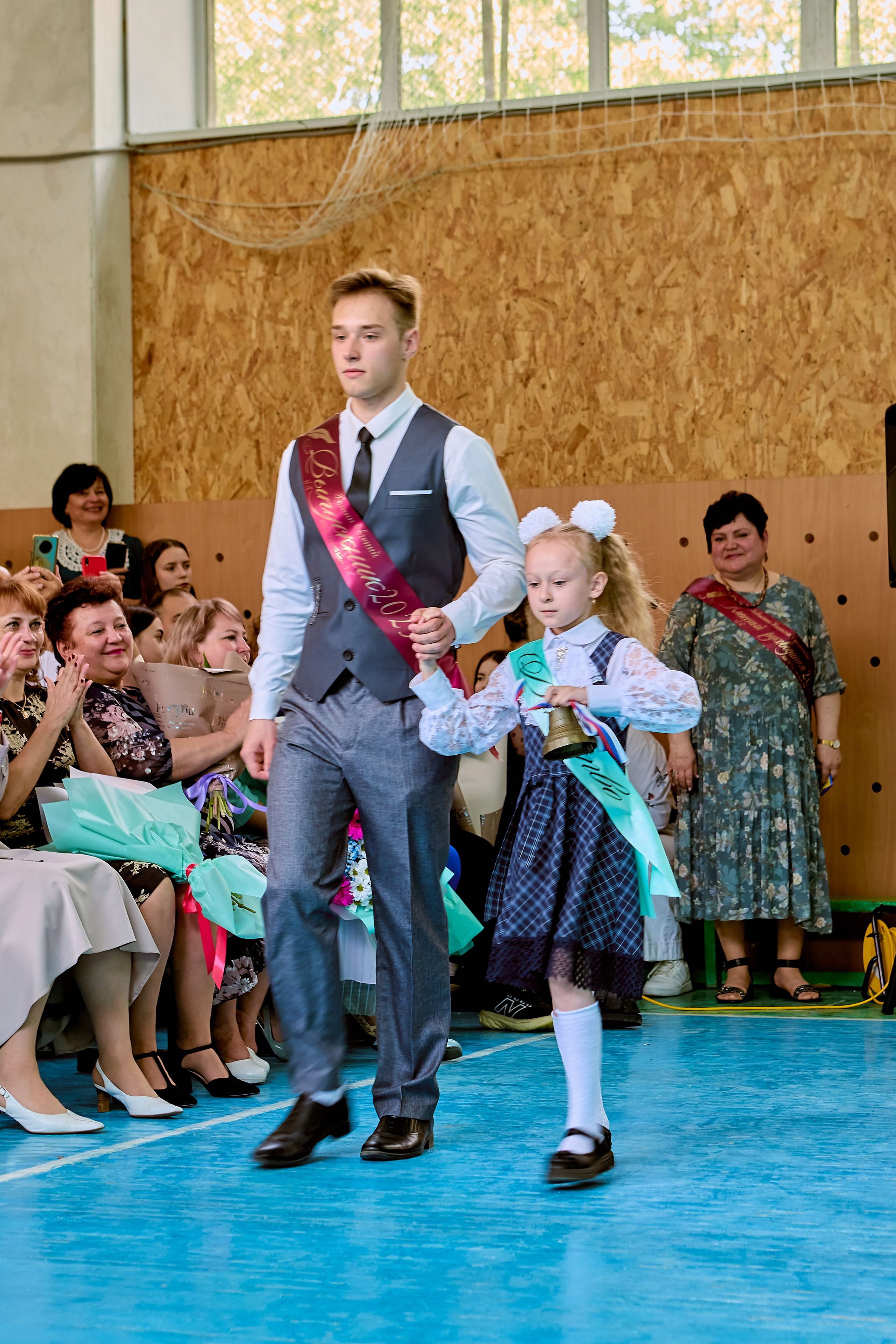 Фотографии с праздника Последнего звонка