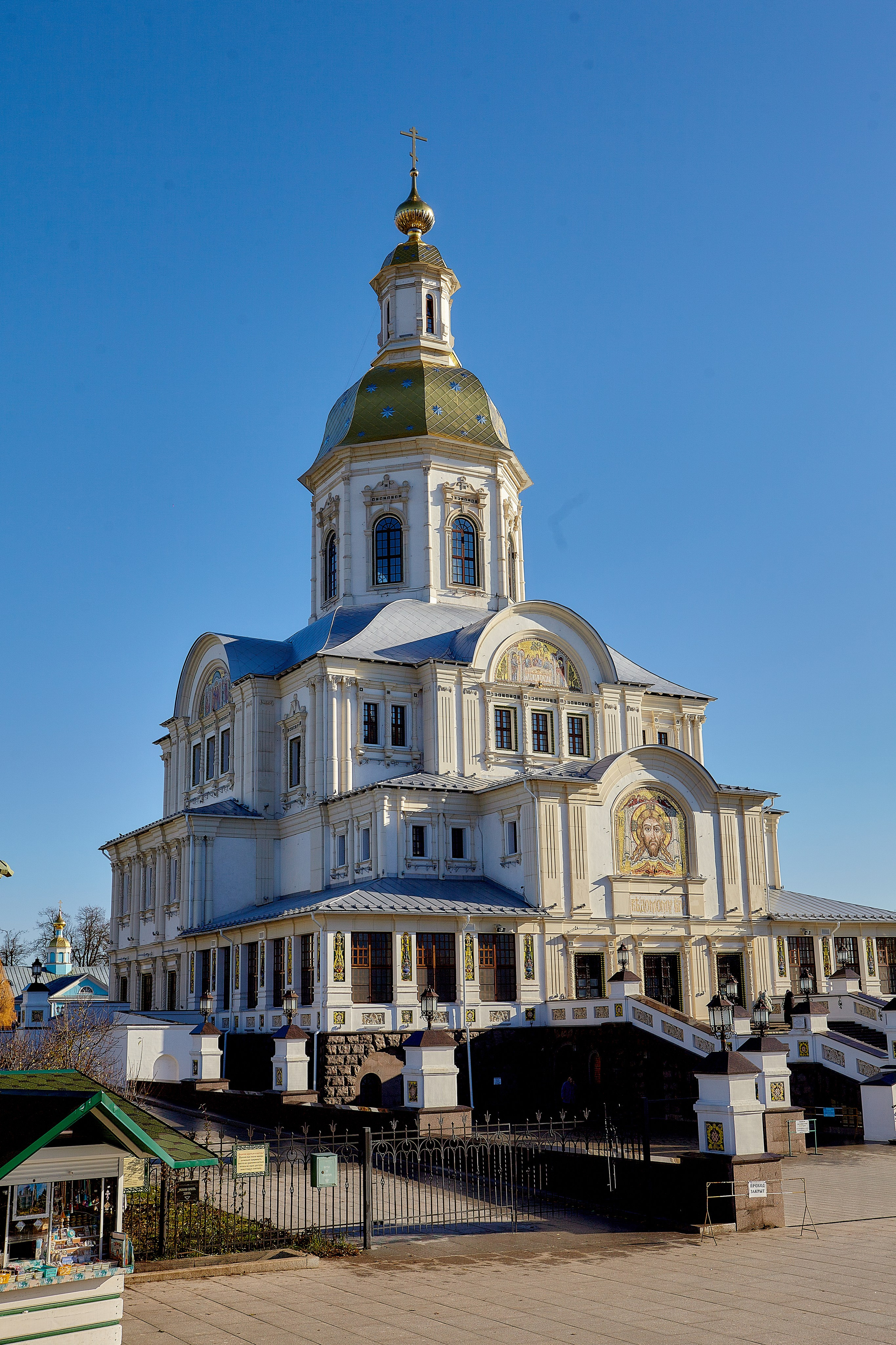 Фотокадры и фотографии зданий и строений