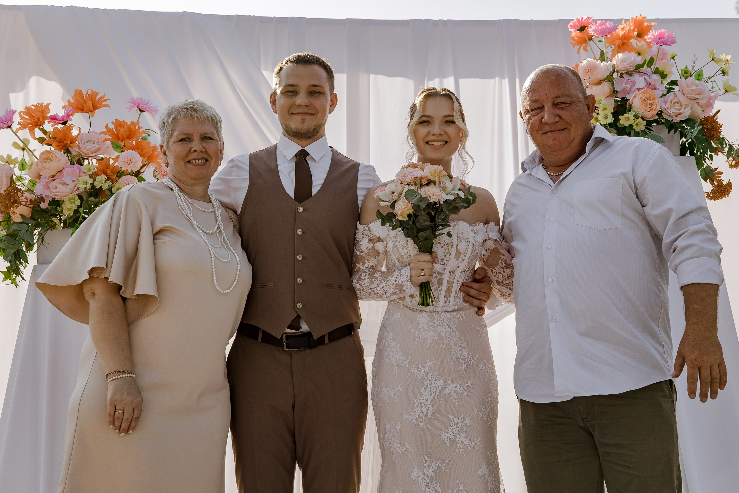 Свадебная фотосессия в Самаре в частном доме. Свадебный и семейный фотограф в Самаре и Тольятти | Елена Топанцева