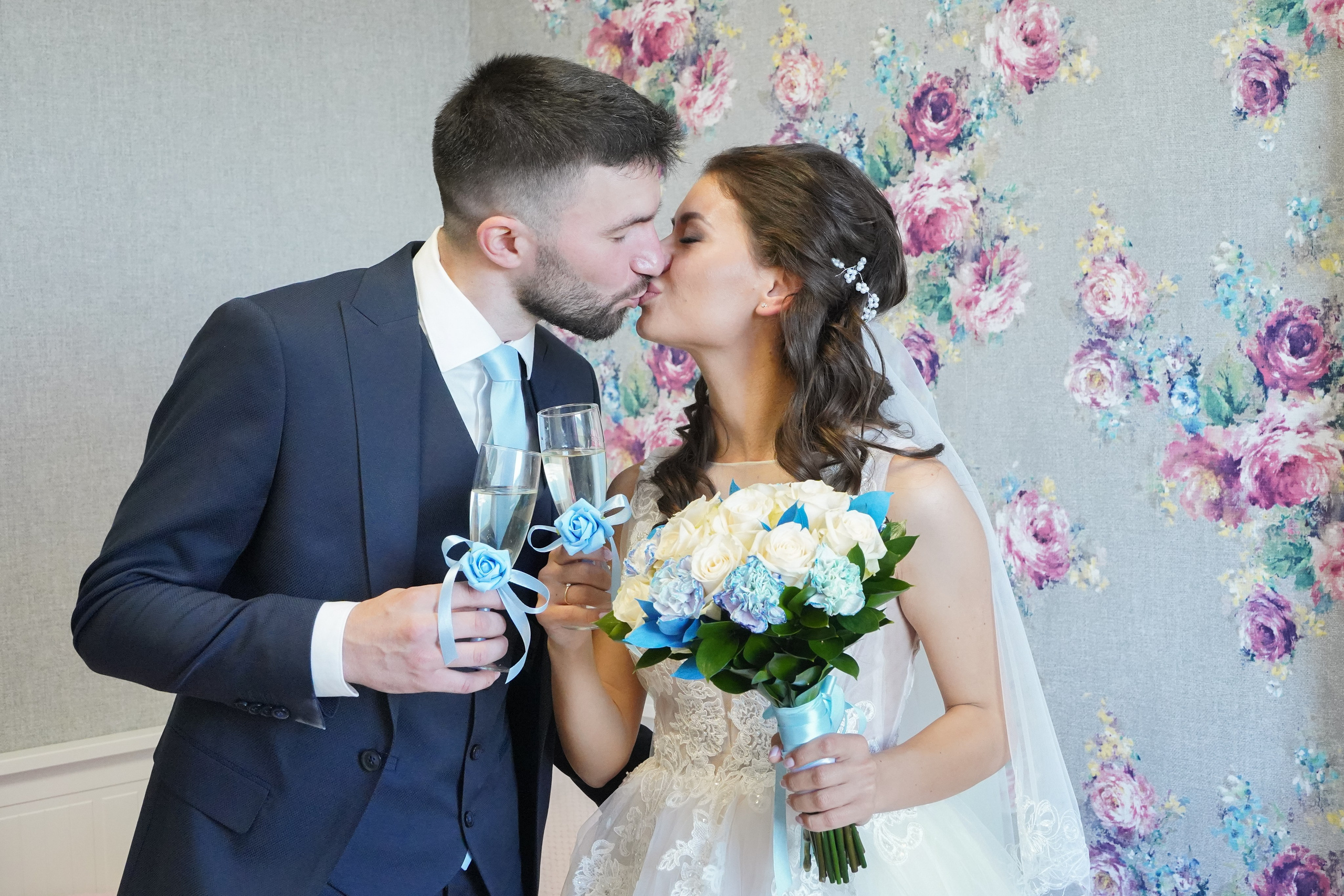 Ира и Ян. День свадьбы. Репортажный и интерьерный фотограф Александра Солдатова