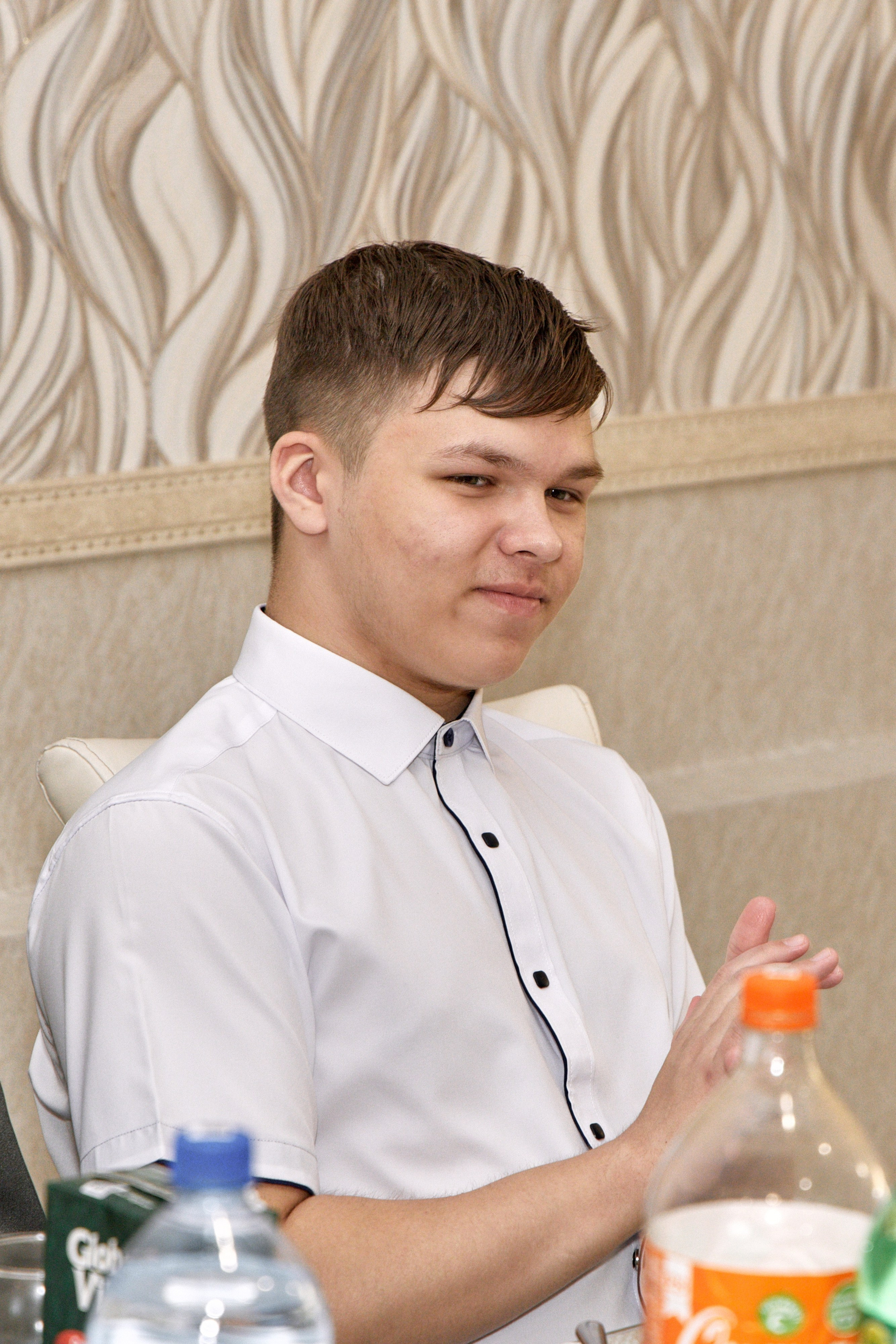 Фотограф на выпускной — репортажная съёмка 2025. Фотограф Нижний Новгород Мария Китаева