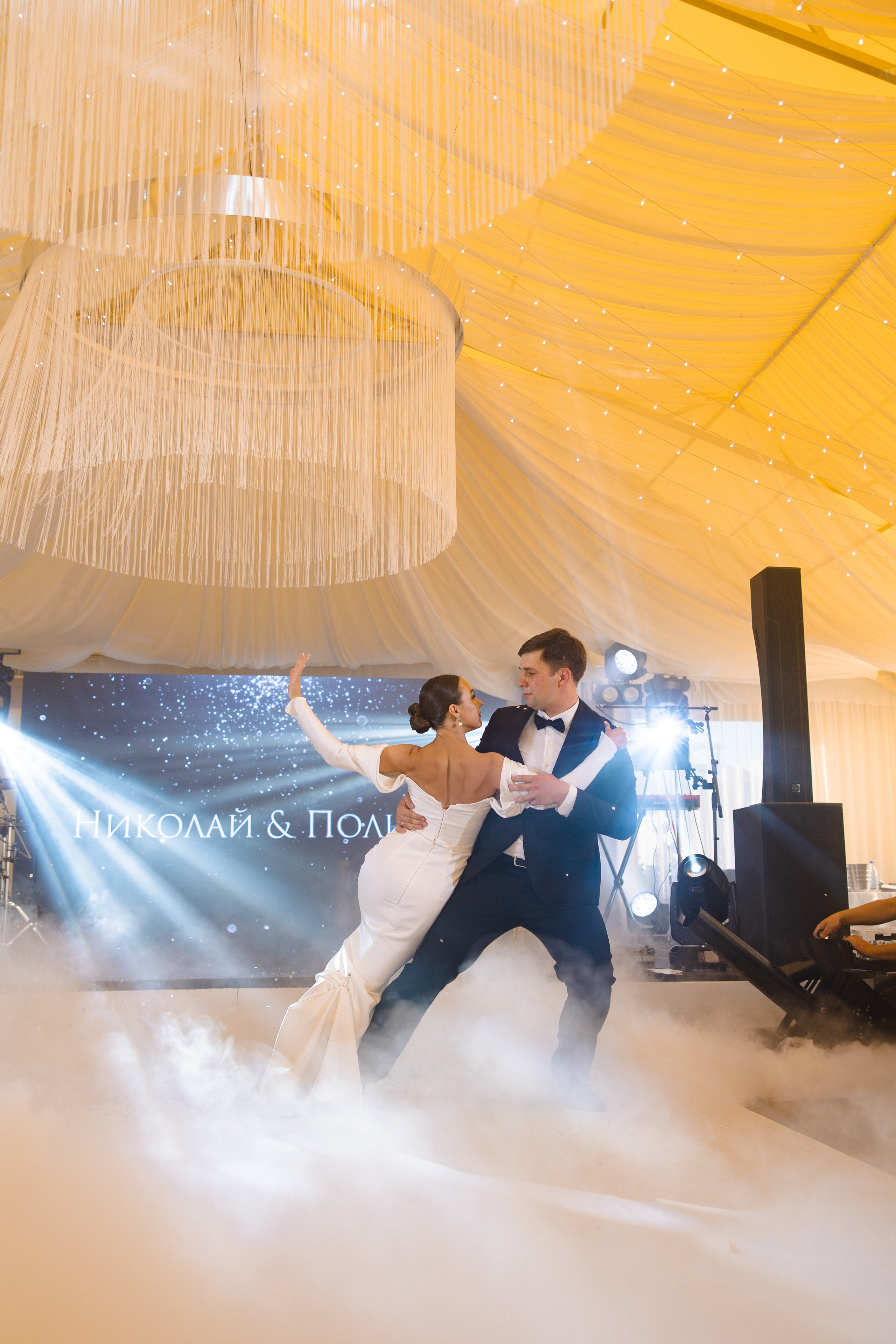 Красивая свадьба в классическом стиле. Организатор Романова Любовь