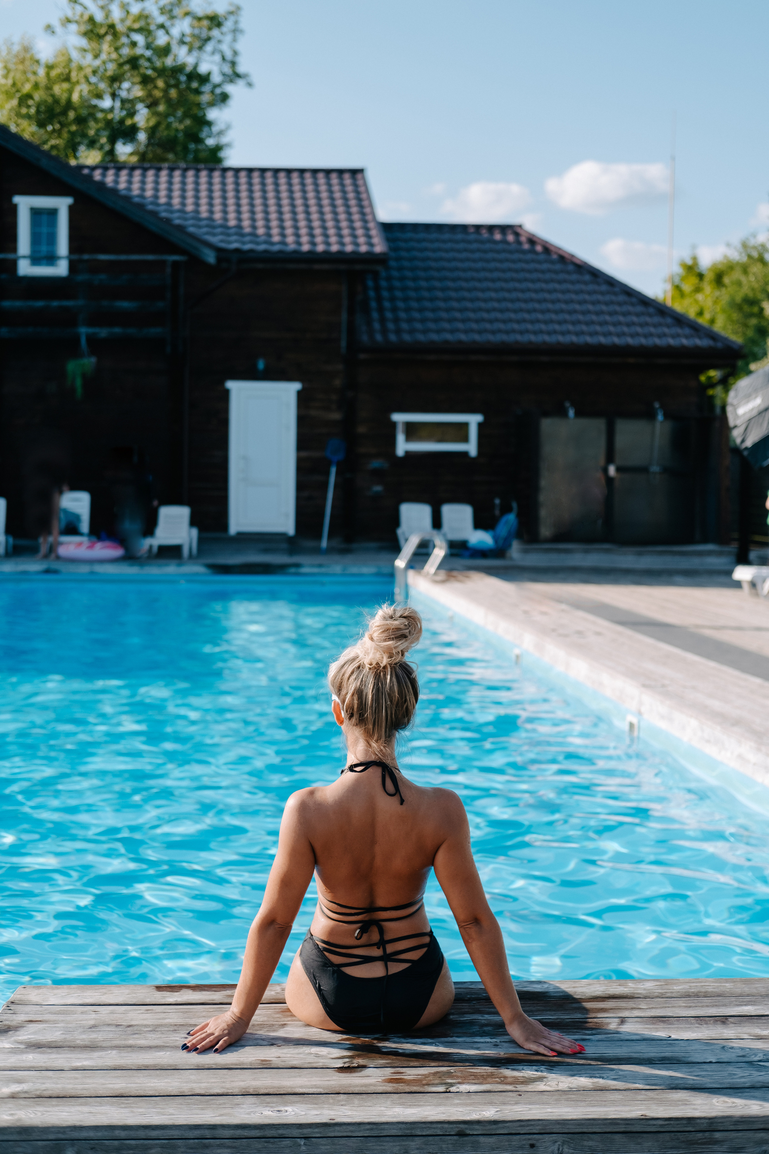 Танцы у бассейна. Фотограф Москва, Смоленск