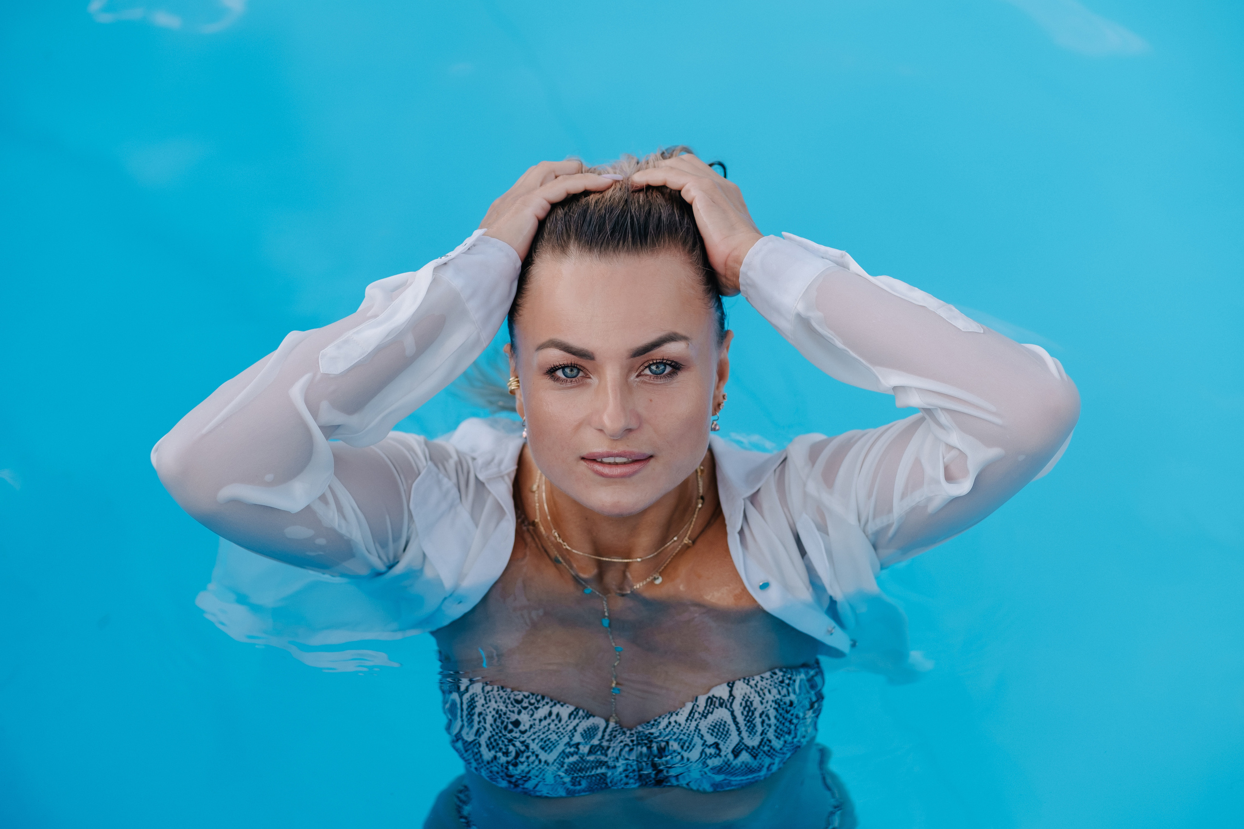 Танцы у бассейна. Фотограф Москва, Смоленск