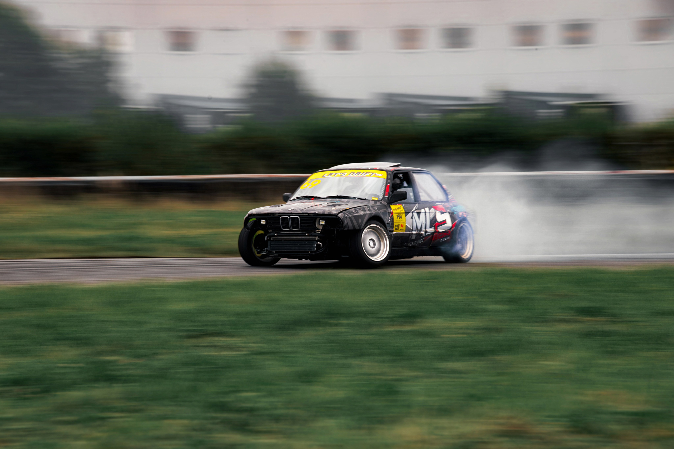 Фотосъемка дрифта в Санкт-Петербурге | Энергичные кадры для спортивных медиа