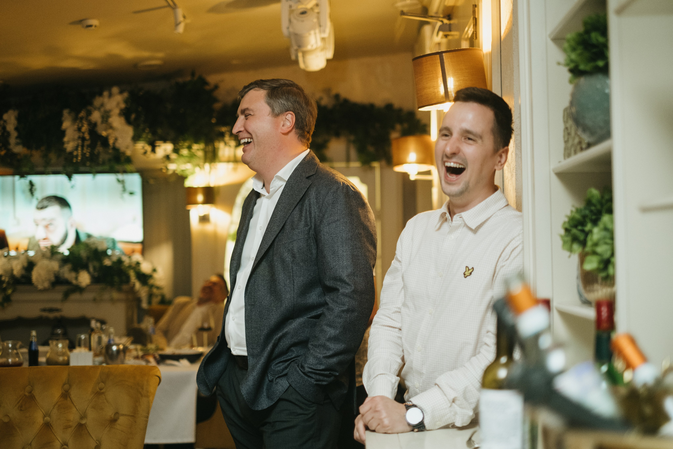 Репортажная съемка мероприятий. Свадебный фотограф Денис Ожигин в Краснодаре и крае. Эмоциональная и стильная съемка вашего дня