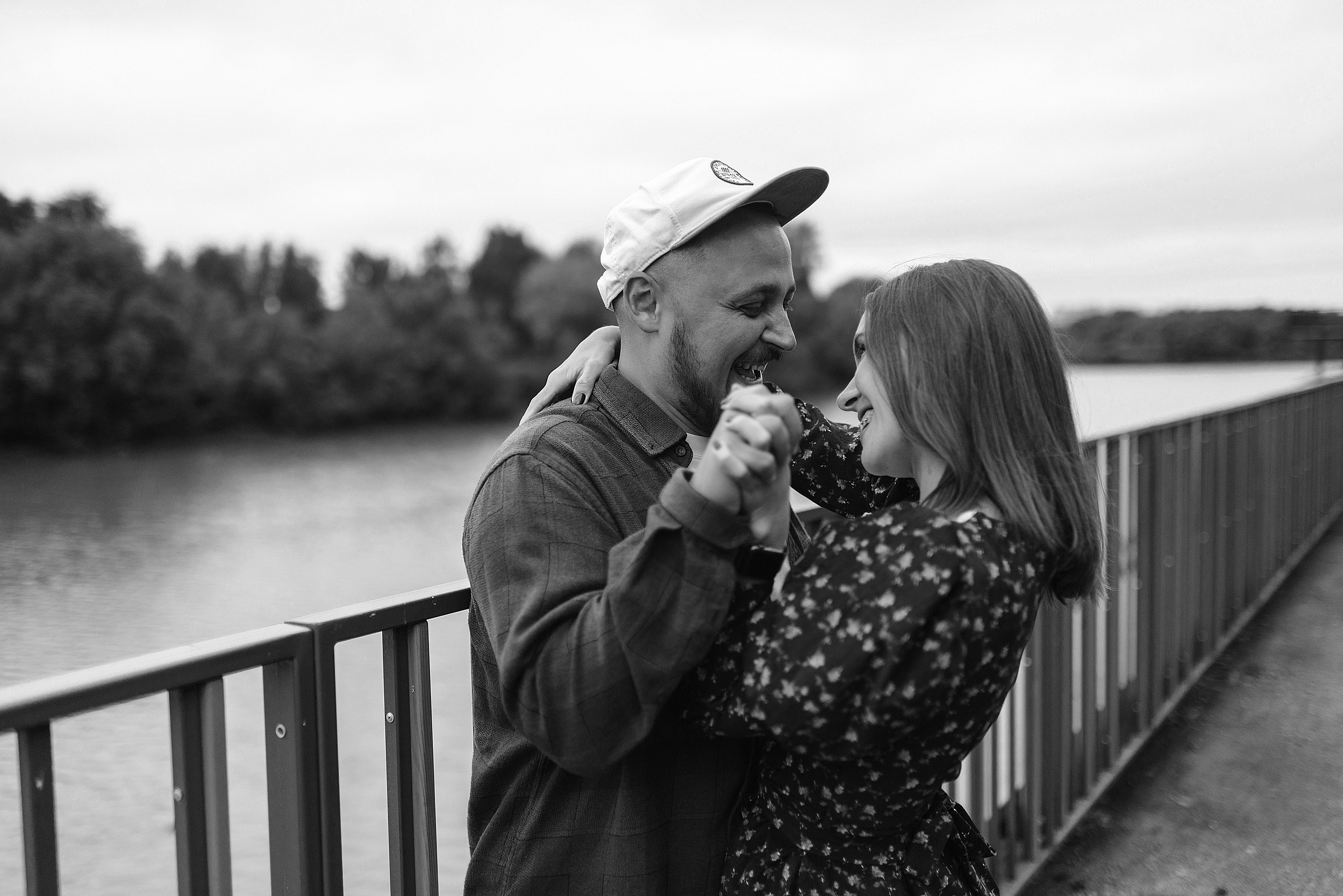 Городская семейная фотосессия. Семейный фотограф Дарья Едапина Новосибирск. Фотограф Дарья Едапина Новосибирск