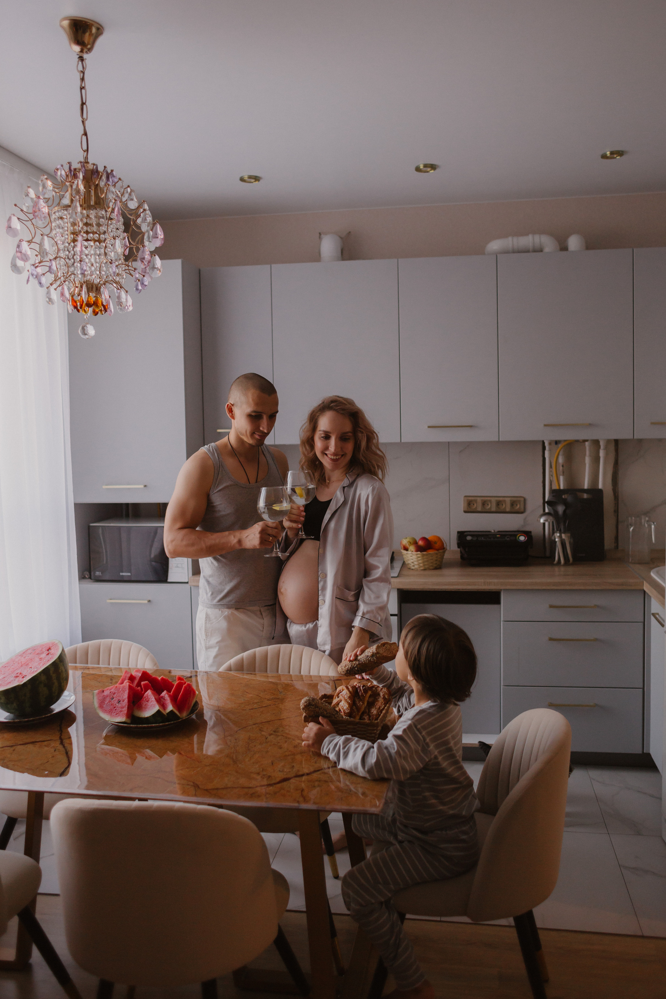 Домашняя фотосессия Оля + Евгений + Даня. Свадебный и семейный фотограф г. Волгоград Биленко Ангелина