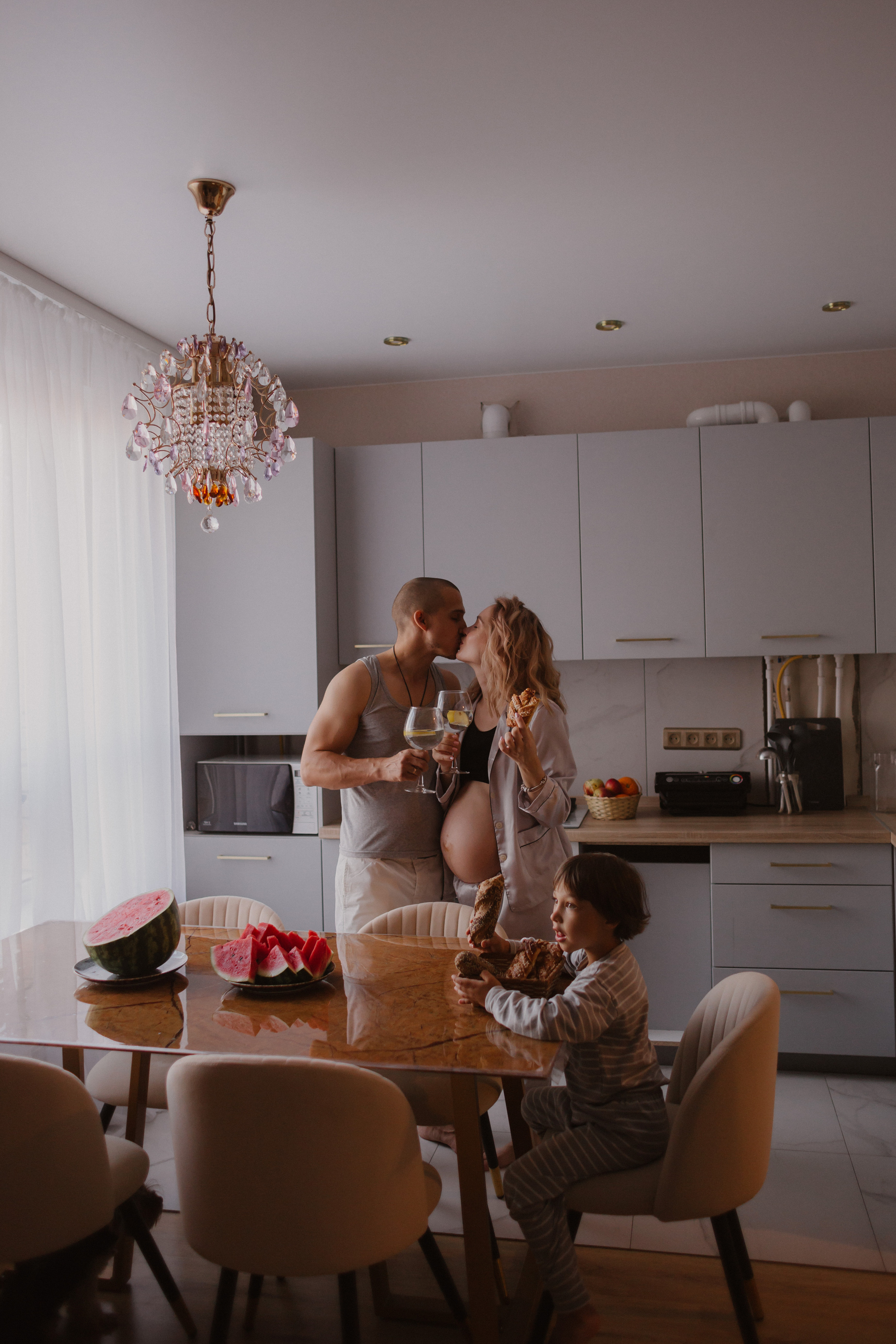 Домашняя фотосессия Оля + Евгений + Даня. Свадебный и семейный фотограф г. Волгоград Биленко Ангелина