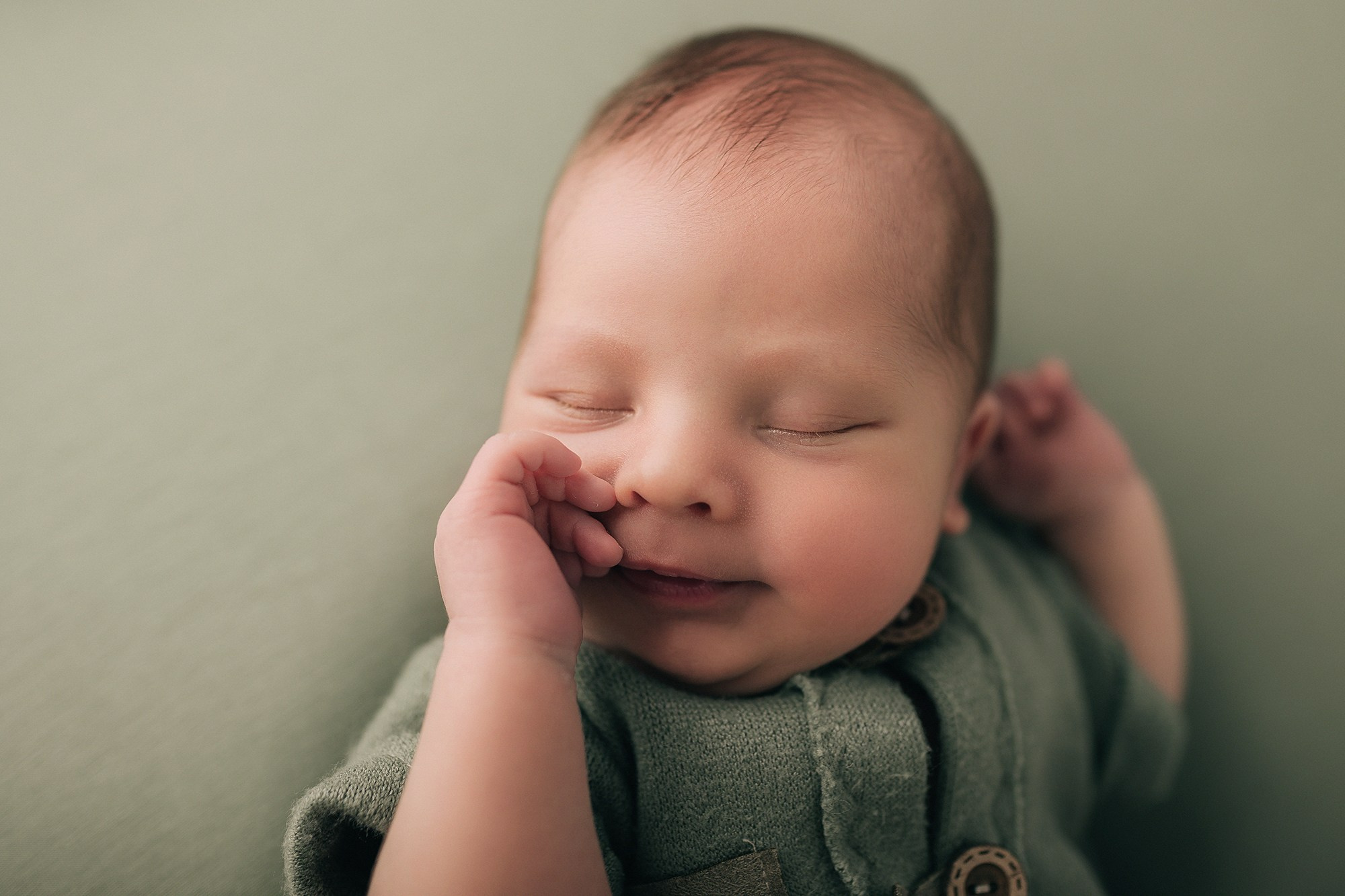 Степан 8 дней. Семейный фотограф новорождённых в Серпухове Юлия Новикова +79637785957