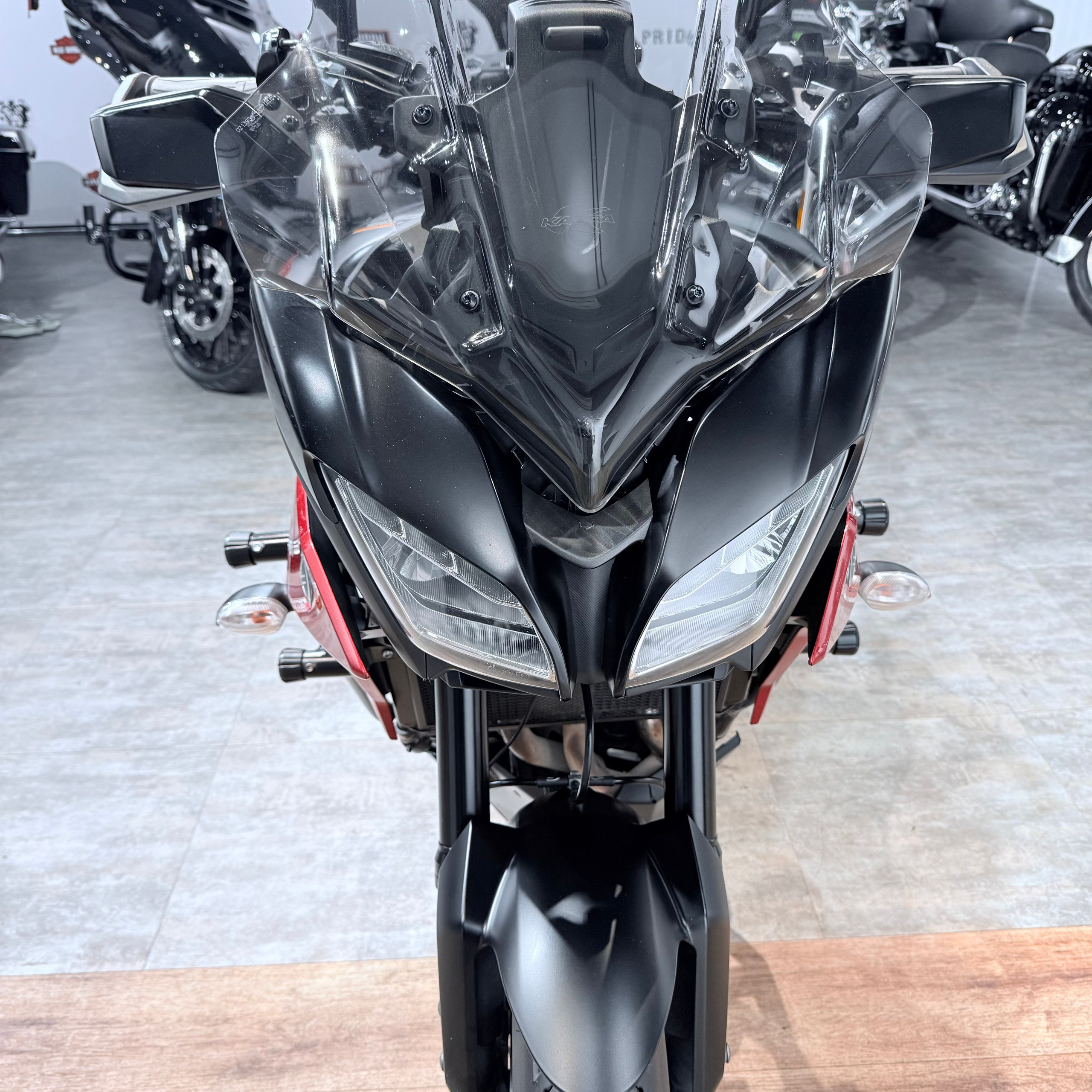 Yamaha MT-09 Tracer (FJ-09). Hello Davidson, Москва. Только хорошие мотоциклы…