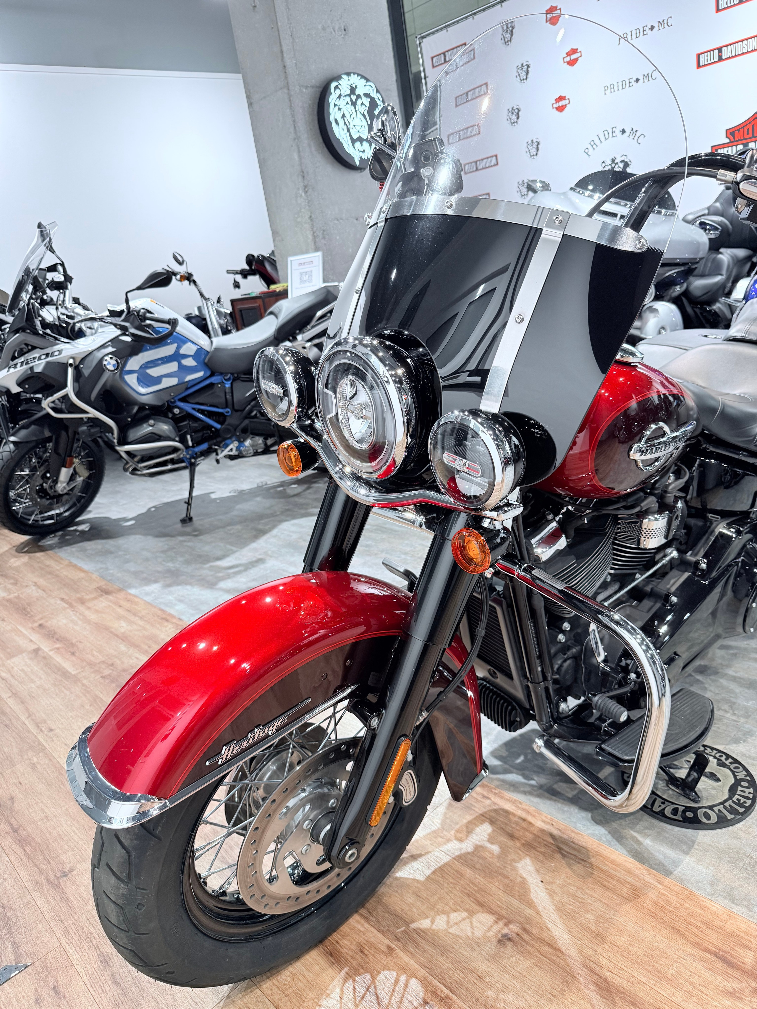 Мотоциклы Harley-Davidson 2018 Heritage Limited (Softail)  — купить мотоцикл. Hello Davidson, Москва. Только хорошие мотоциклы…