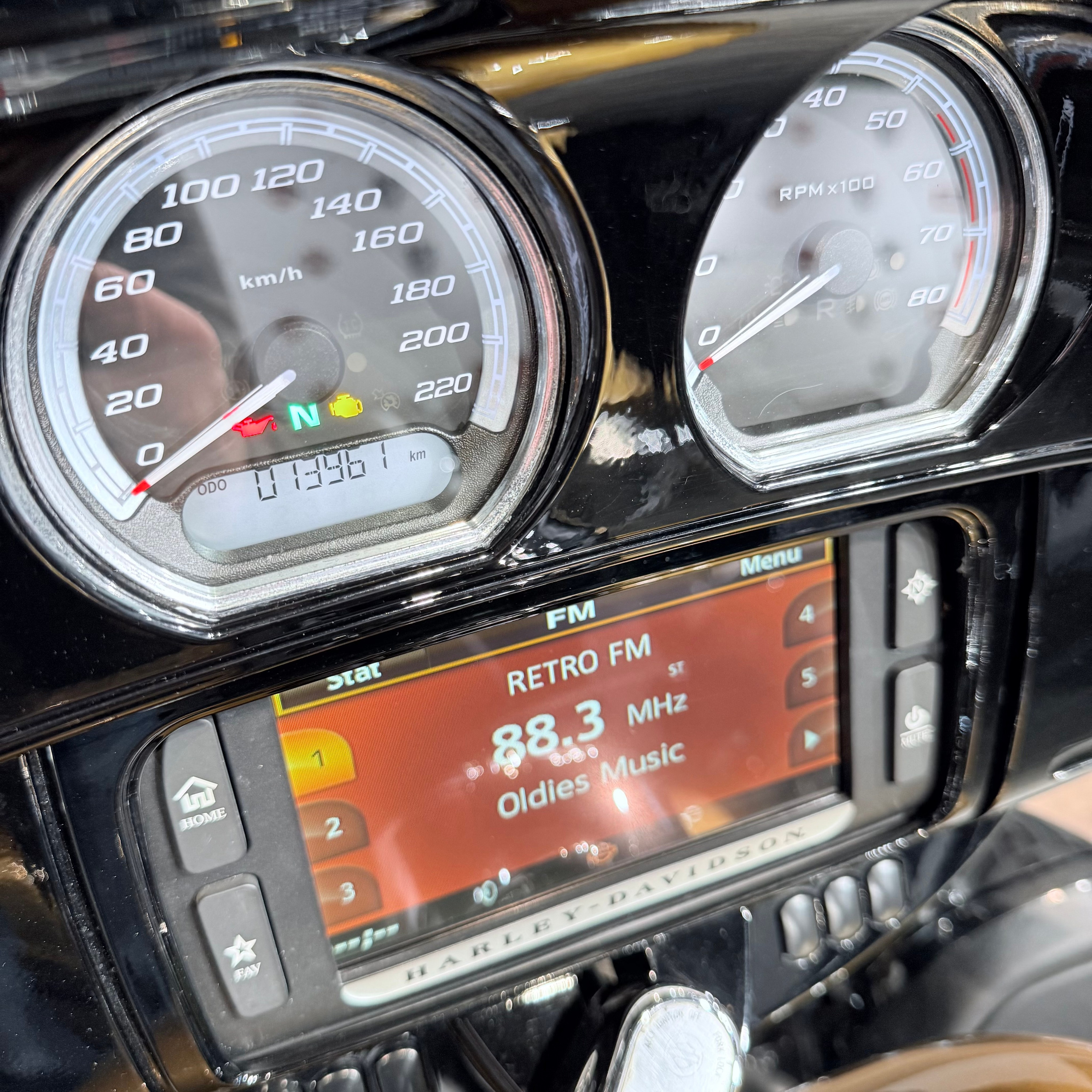 2017 Elеctra Glide Ultra Limited 107 Вlасk Hills Gold. Hello Davidson, Москва. Только хорошие мотоциклы…
