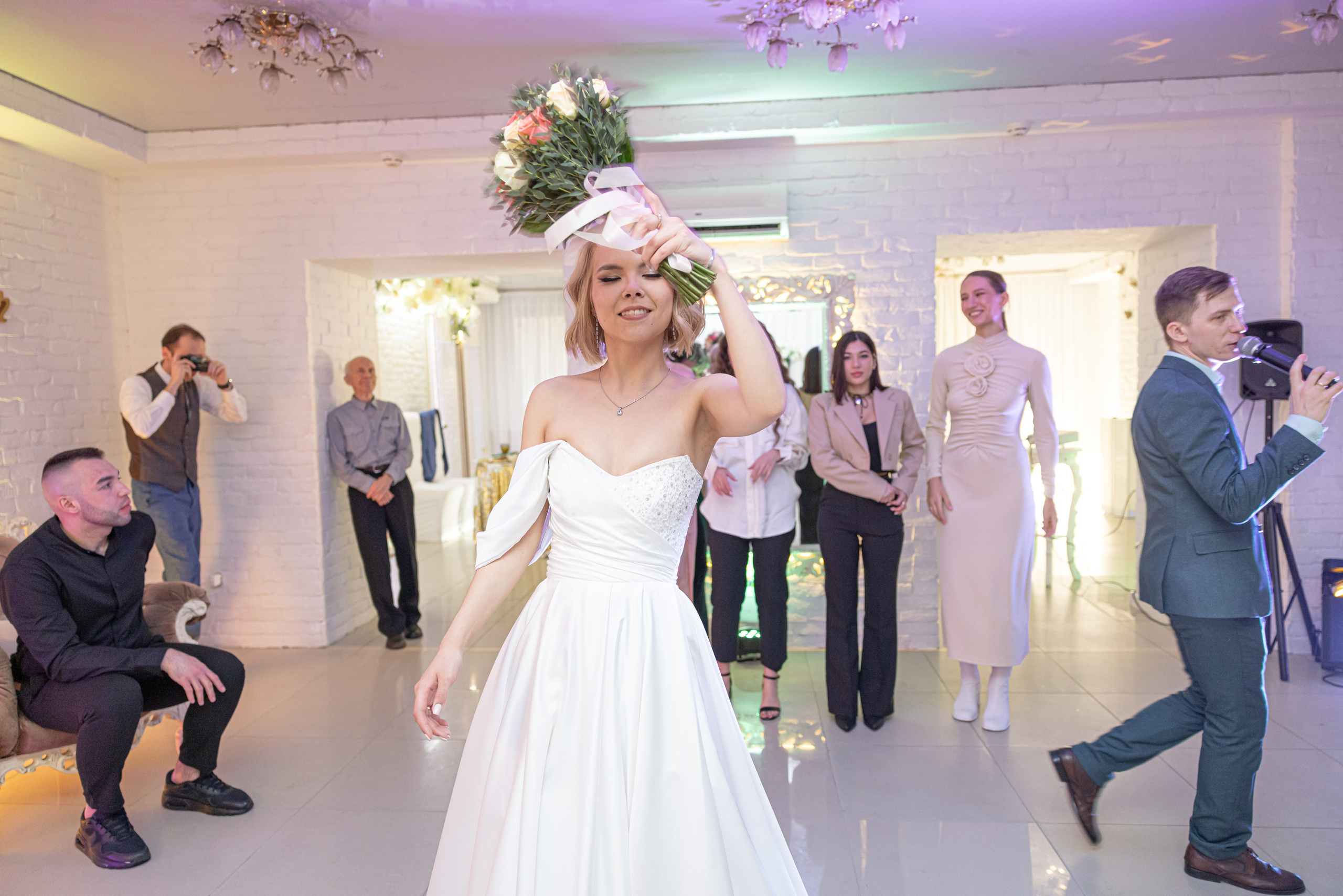 Александр и Диана. Свадебный фотограф Иван Петров