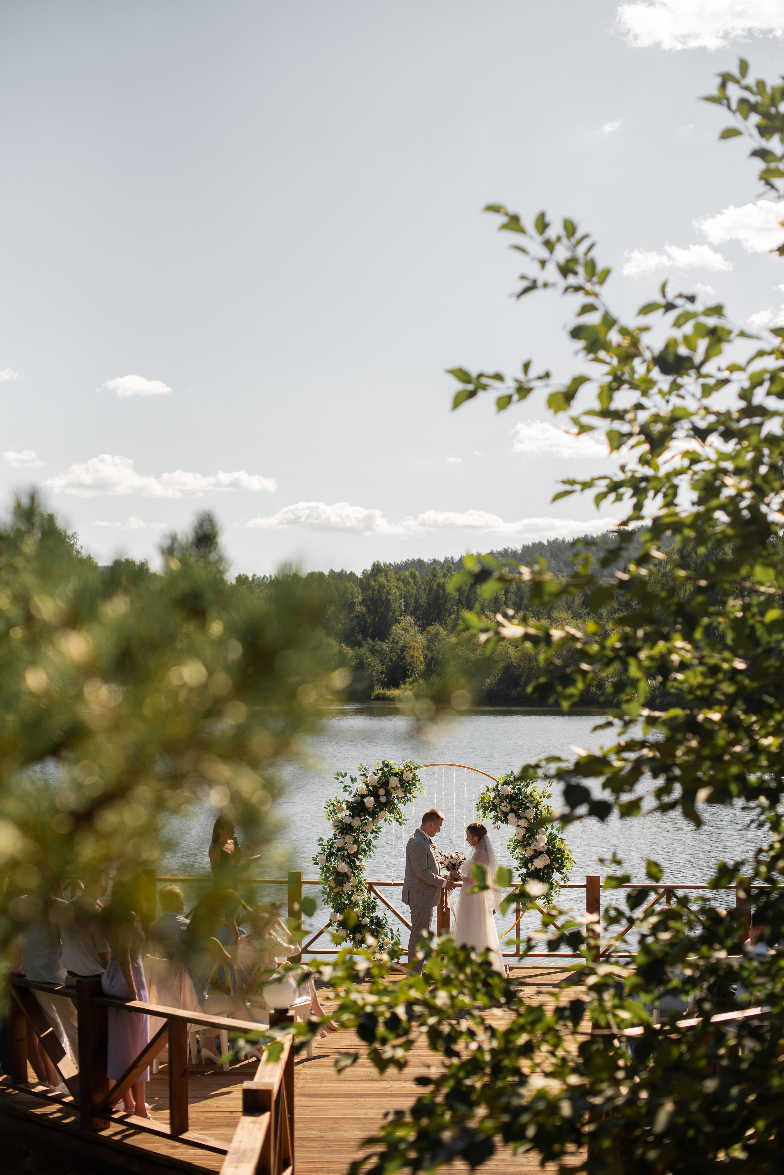 Свадебный альбом 12.08.23 – лучшие кадры с торжества. Свадебный фотограф в Миассе Татьяна Ружникова