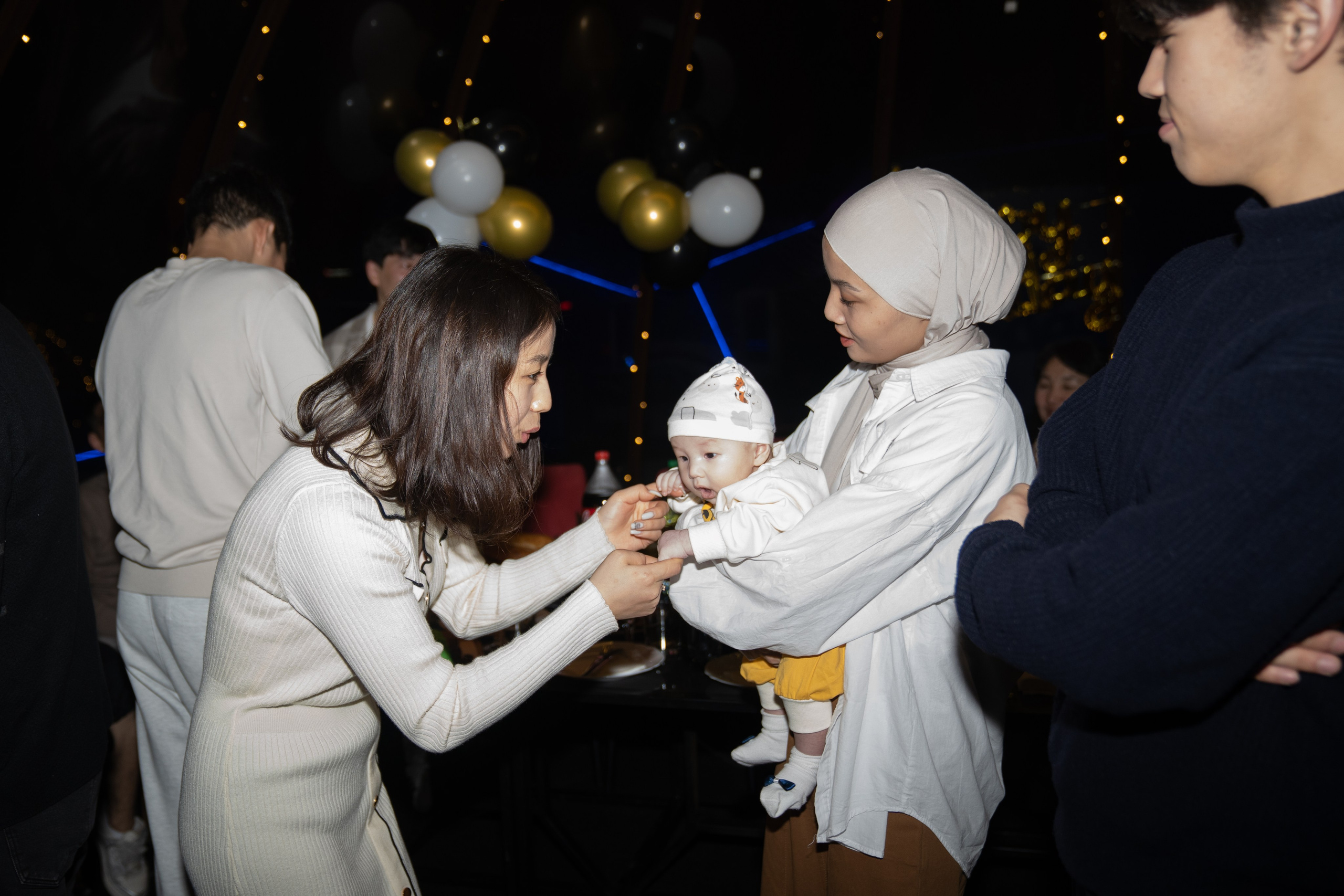 День рождения в большом семейном кругу. Фотограф Строгино Яна Гавриленко