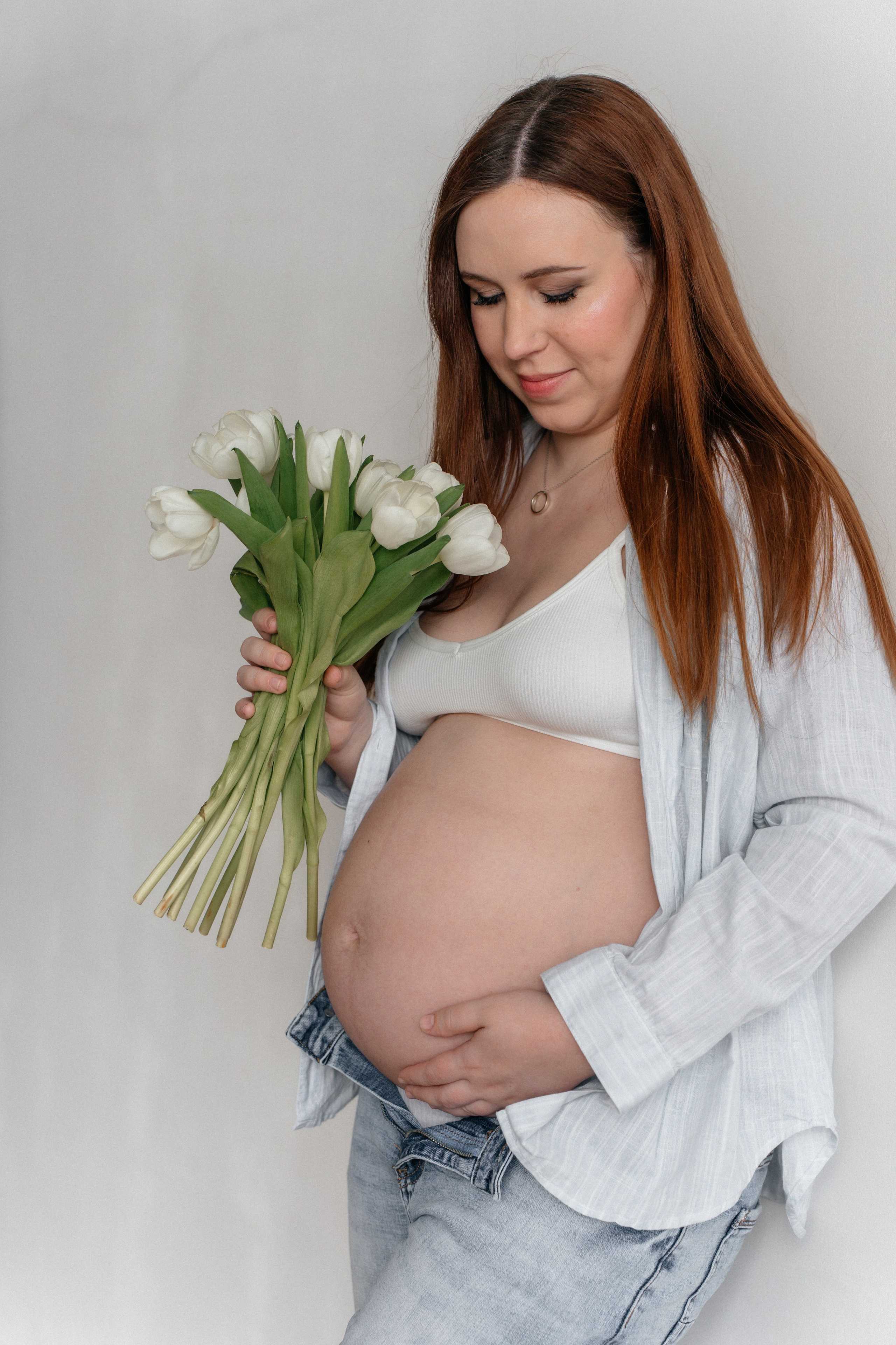 Нежность ожидания: фотосессия беременной девушки. Ваш семейный фотограф в Минске — Вика Трегубова
