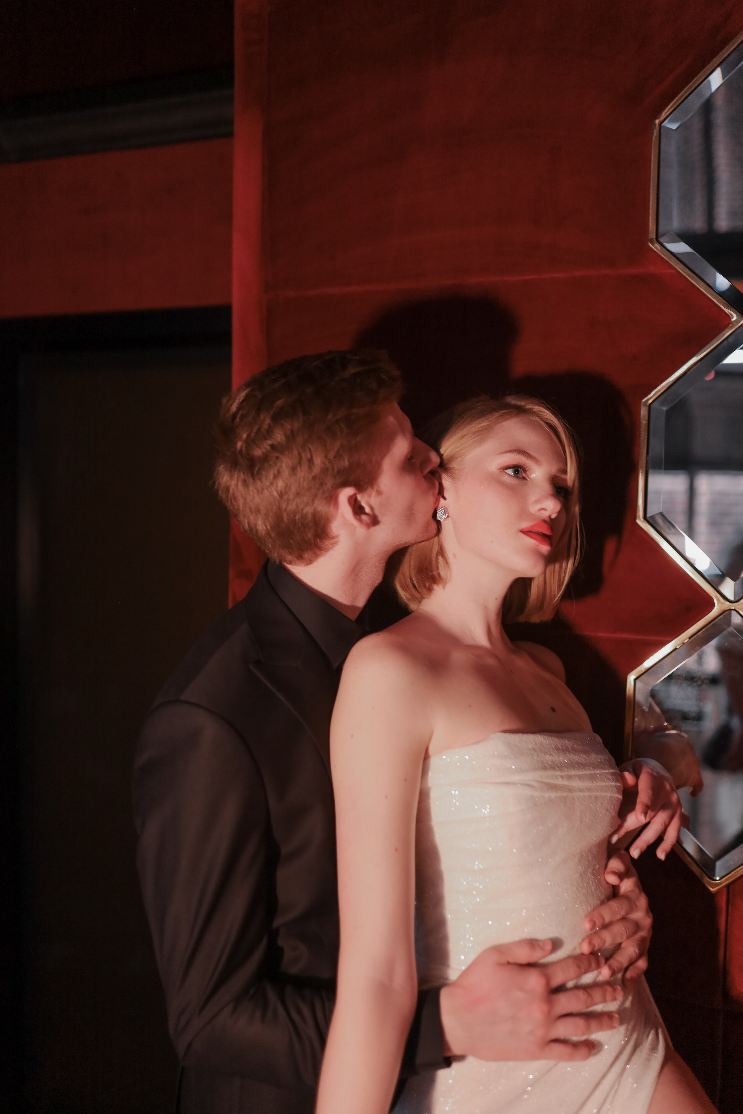 Amour, amour, amour. Главная