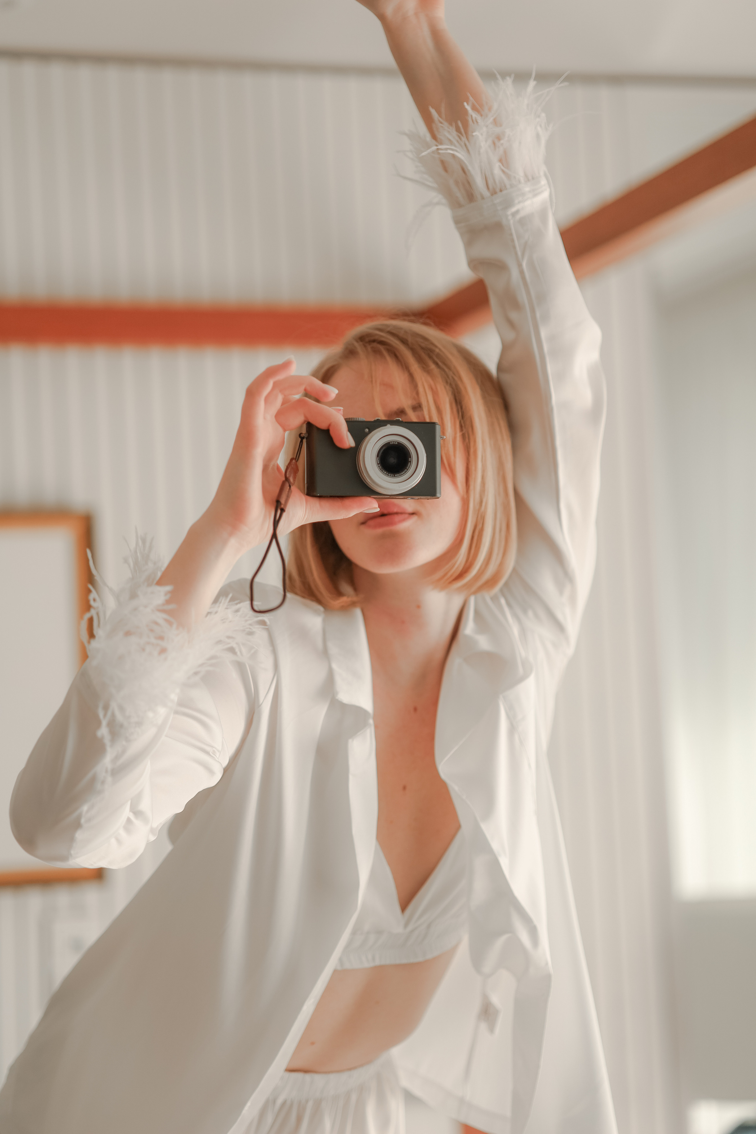 Amour, amour, amour. Главная